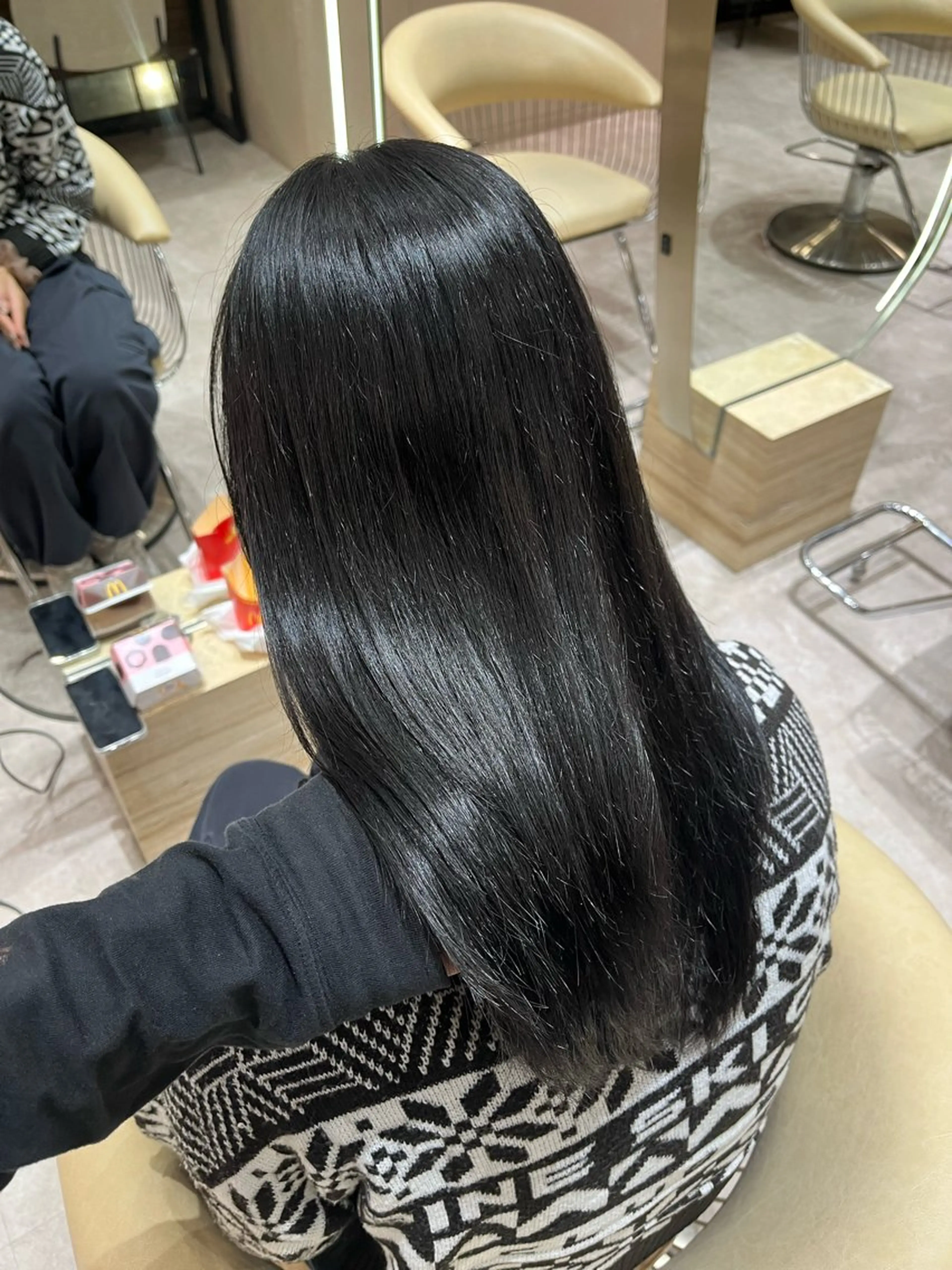 ロング カット ヘアカラー 顔周りカット/ 透明感カラー/ユナのヘアスタイル