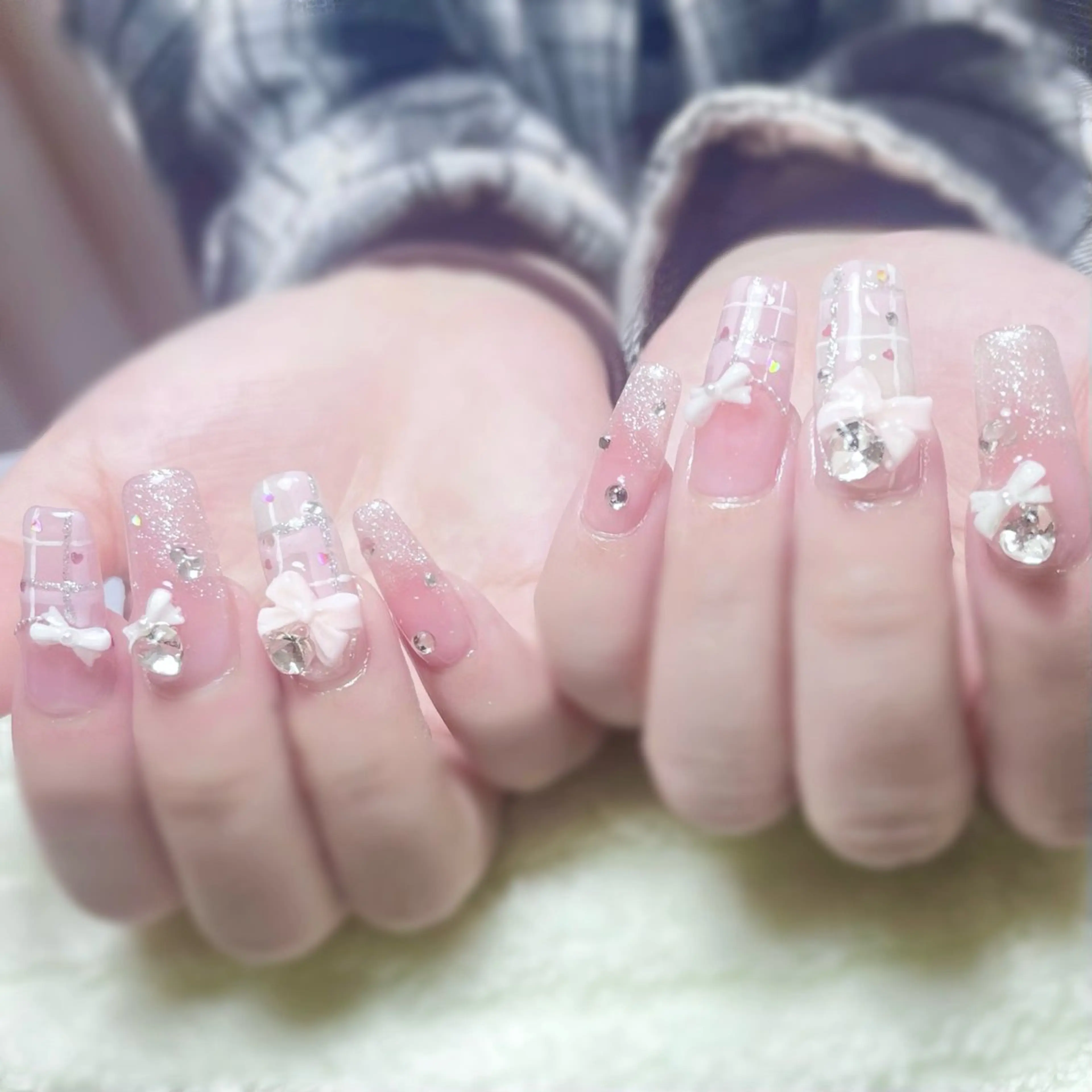 ネイル チークネイル 持ち込み ピンク リボン ハンドネイル Chicchi 加茂宮駅徒歩3分のネイルデザイン