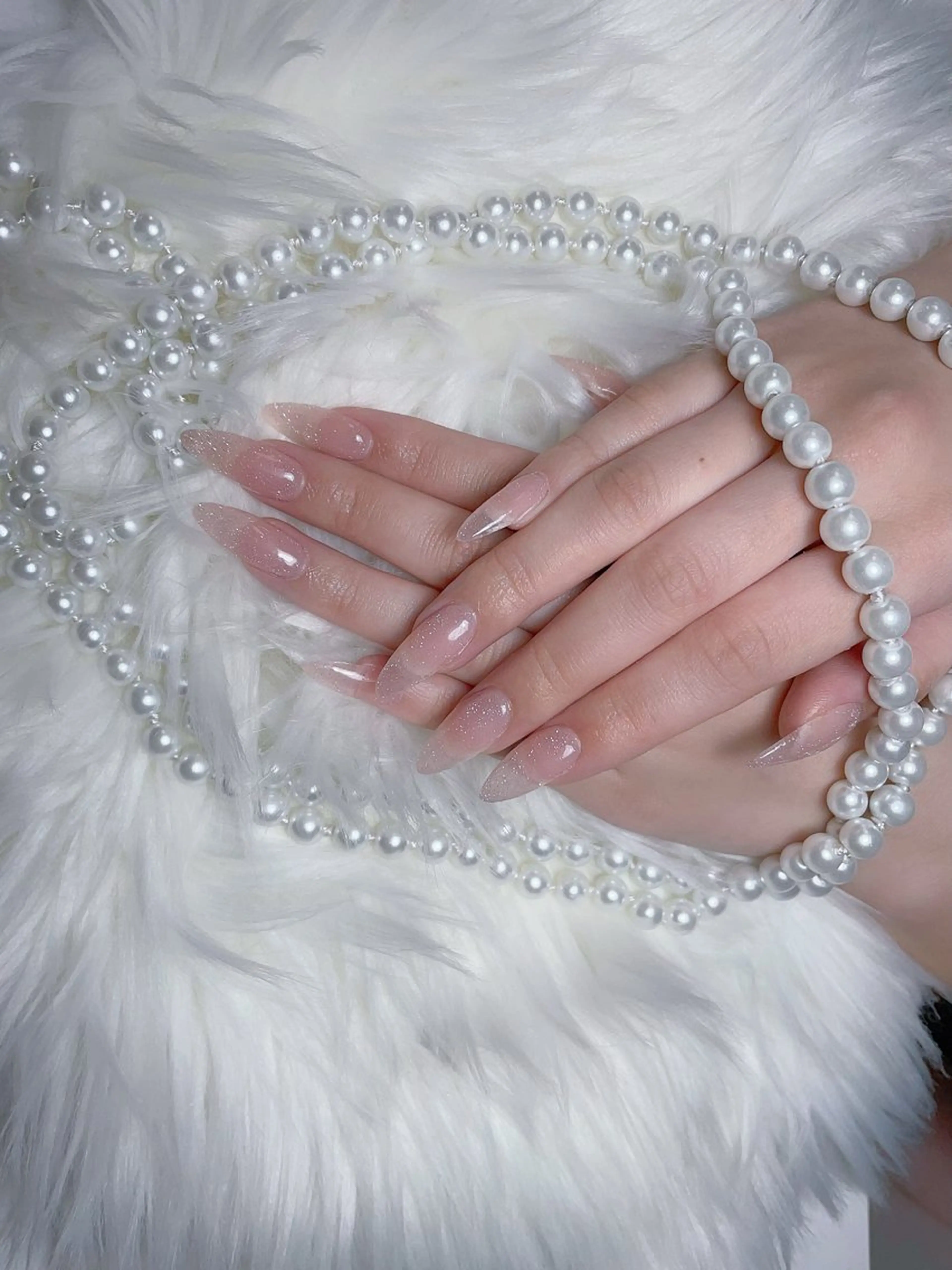 ネイル R's  Nail所属・LI KOのネイルデザイン