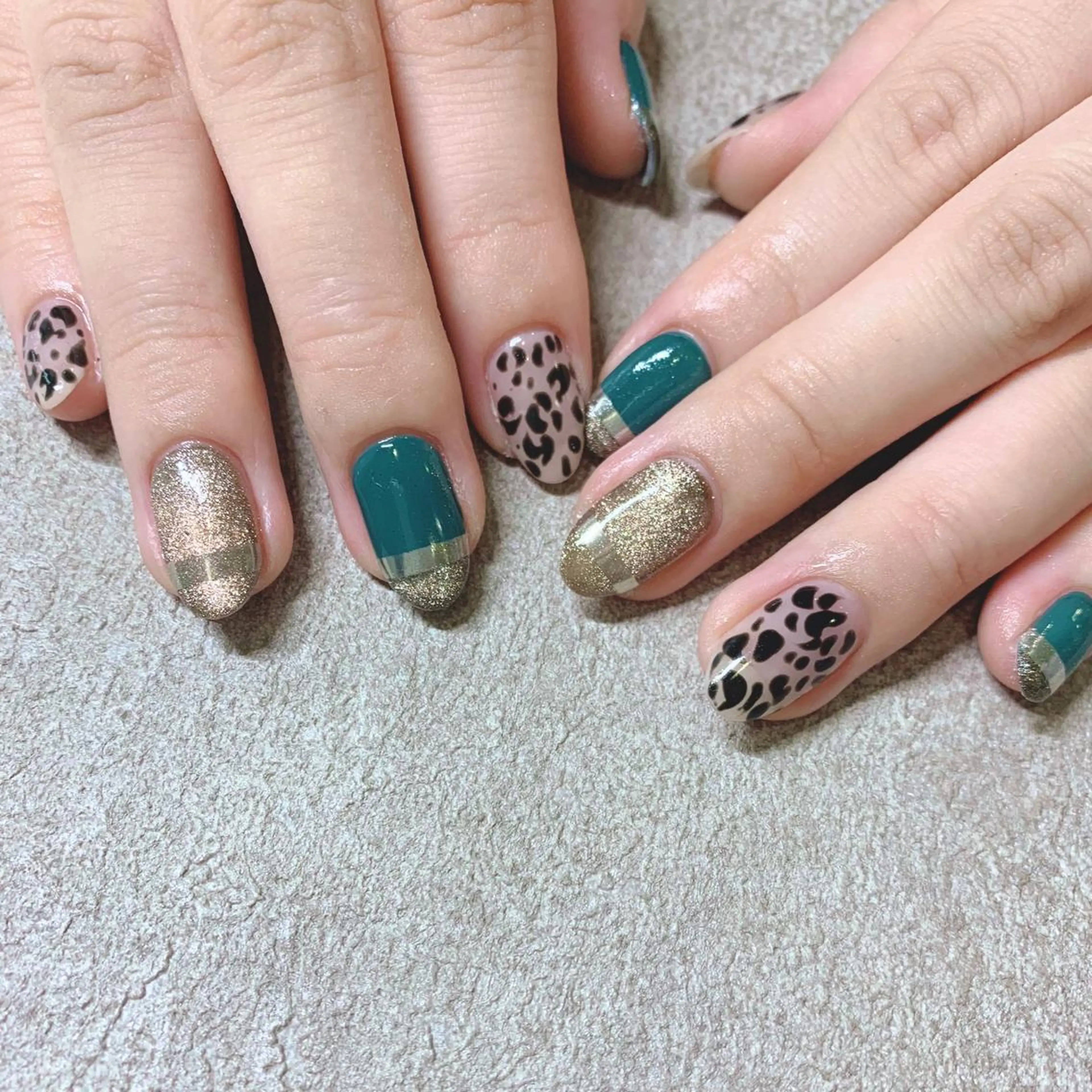 カラー ネイル ハンドネイル Cozy_ ilumのネイルデザイン