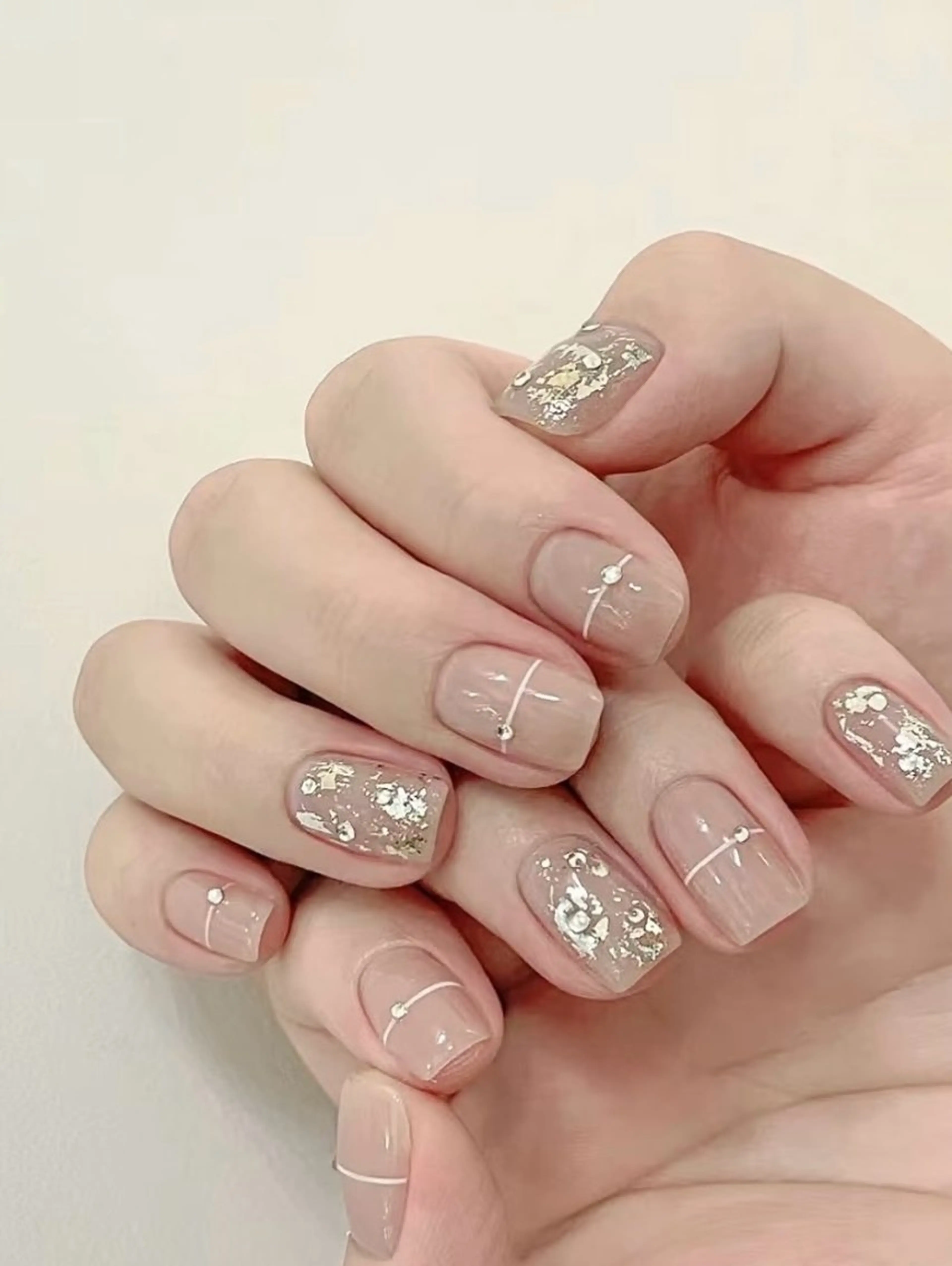 ネイル 高木 維麗絲のネイルデザイン