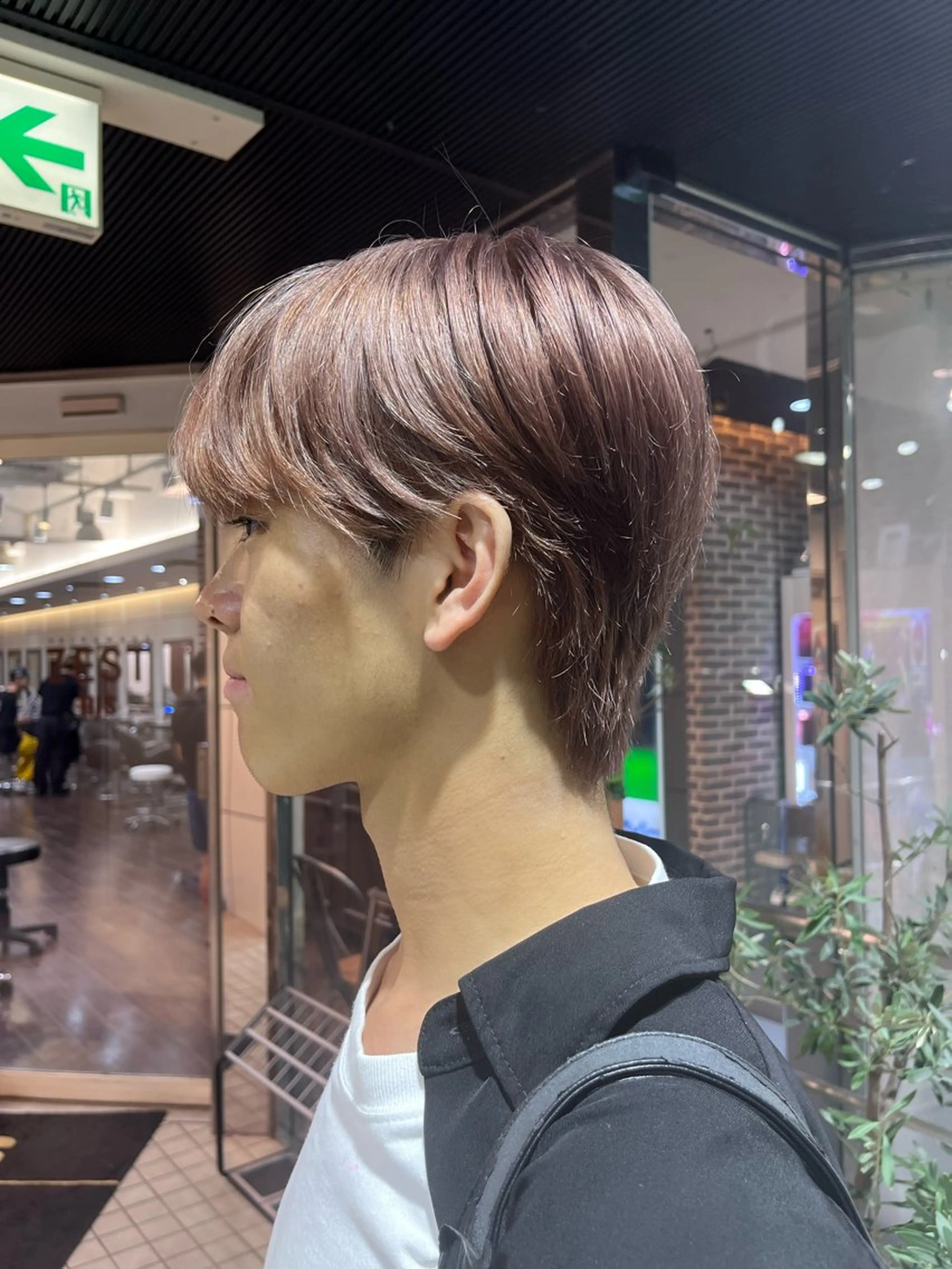 ショート メンズ メンズブリーチ ヘアカラー 酸性ストレート 🤍🎀honokaのヘアスタイル