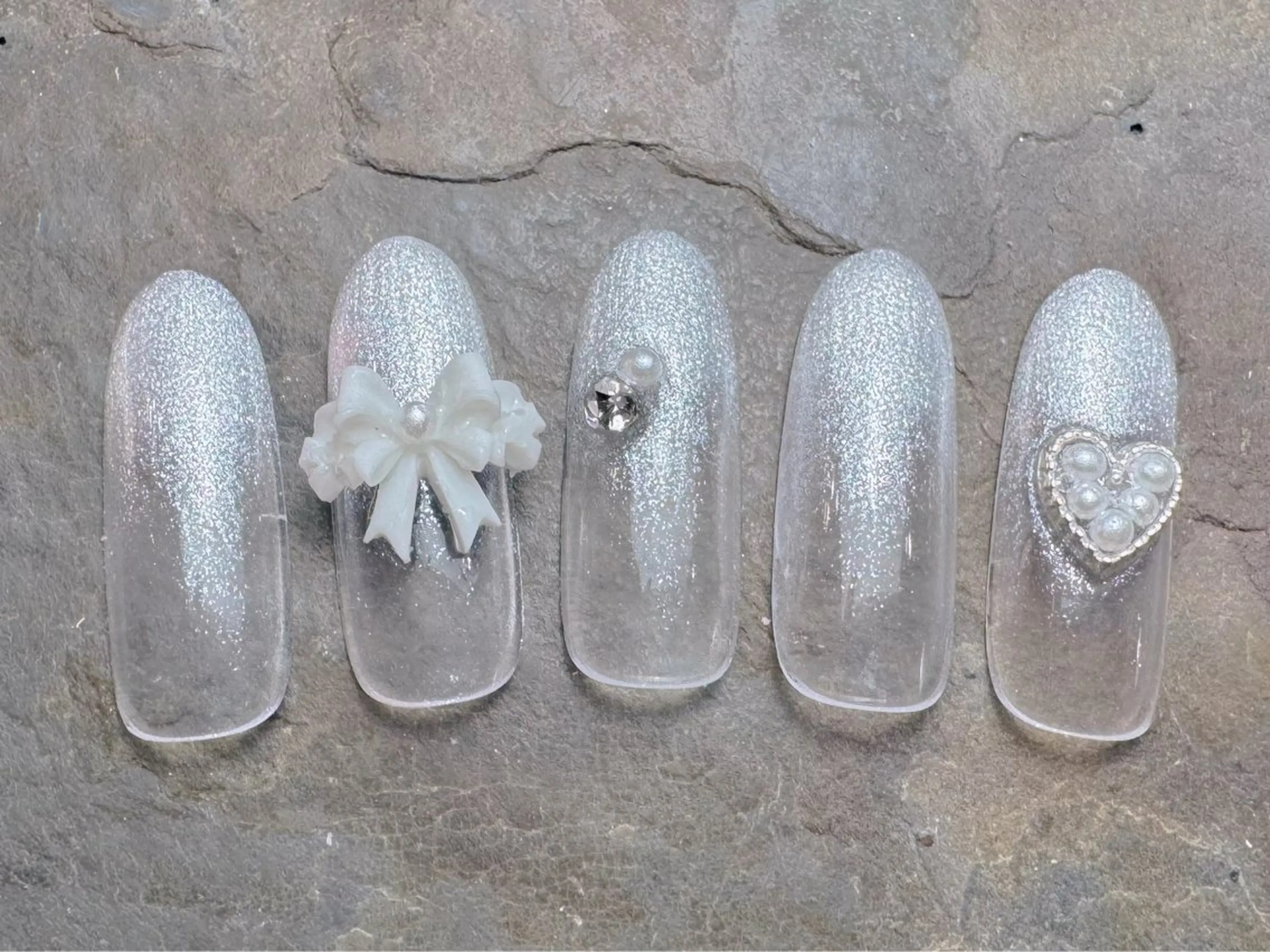 ネイル ハンドネイル マジックミラー所属・マジック ミラーのネイルデザイン