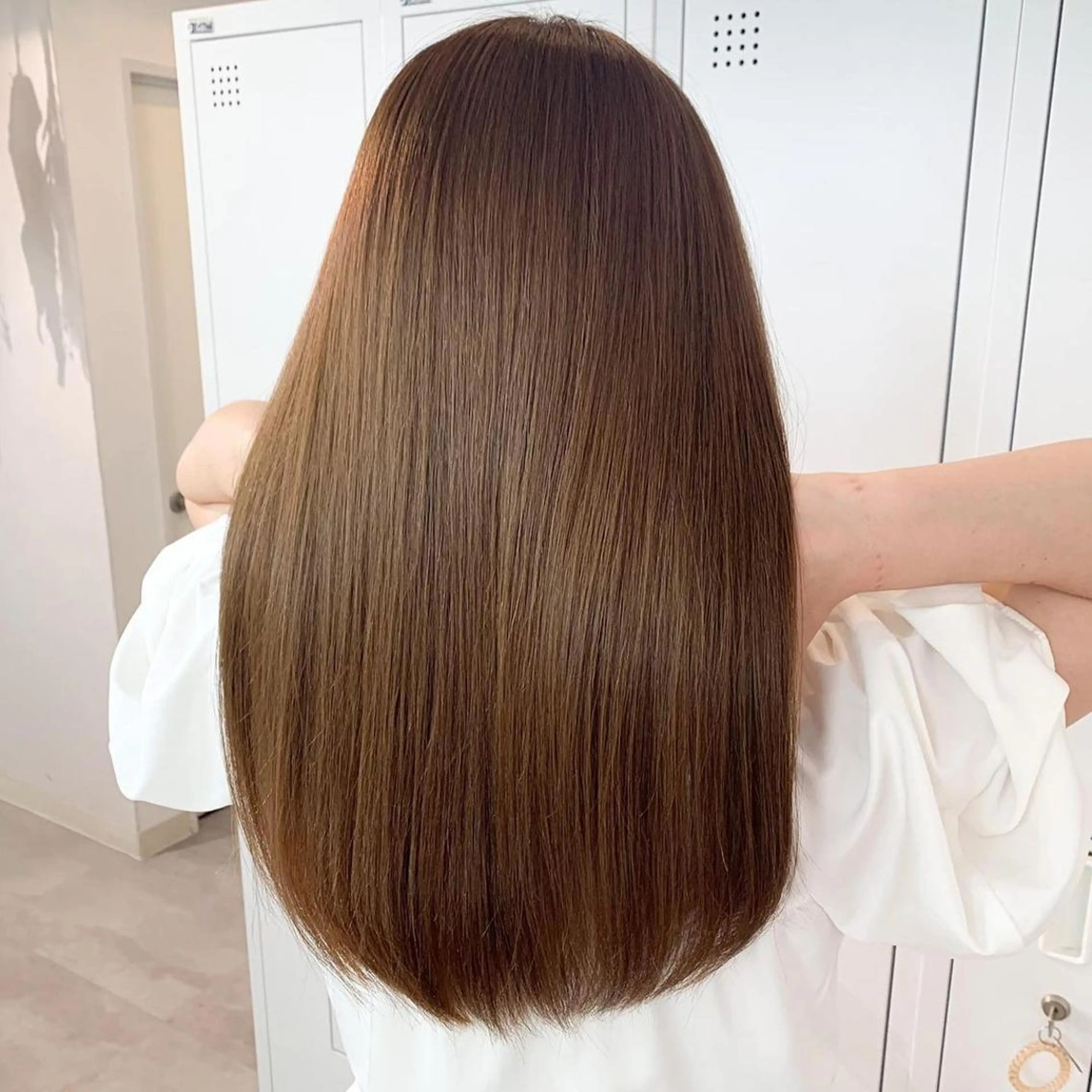 セミロング カラー 髪質改善 Noe心斎橋店のヘアスタイル