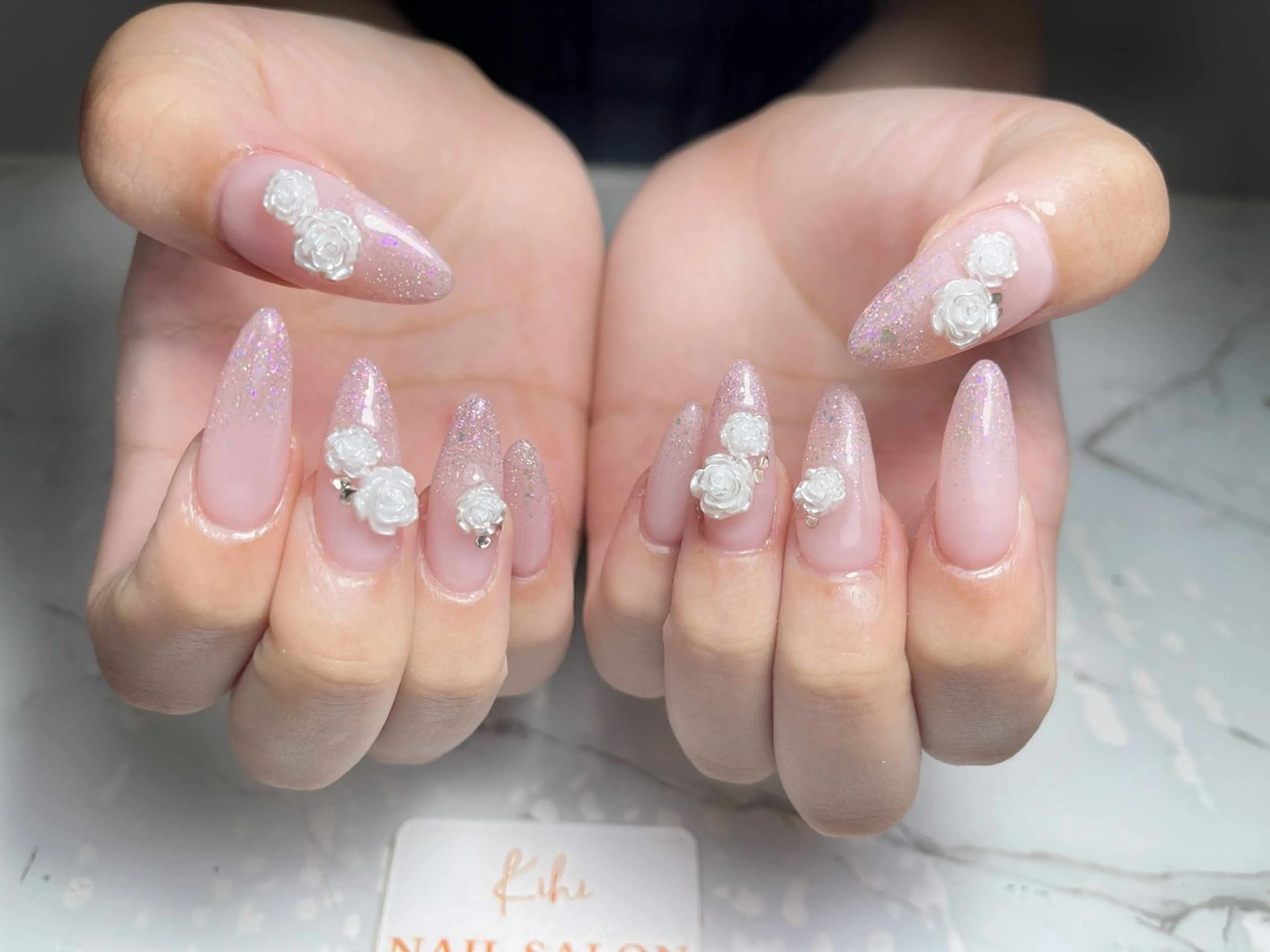 ネイル アートネイル フレンチネイル ジェルネイル グラデーション 韓国ネイル ハンドネイル 💕鈴木ユリ パラジェル/オフ無料のネイルデザイン