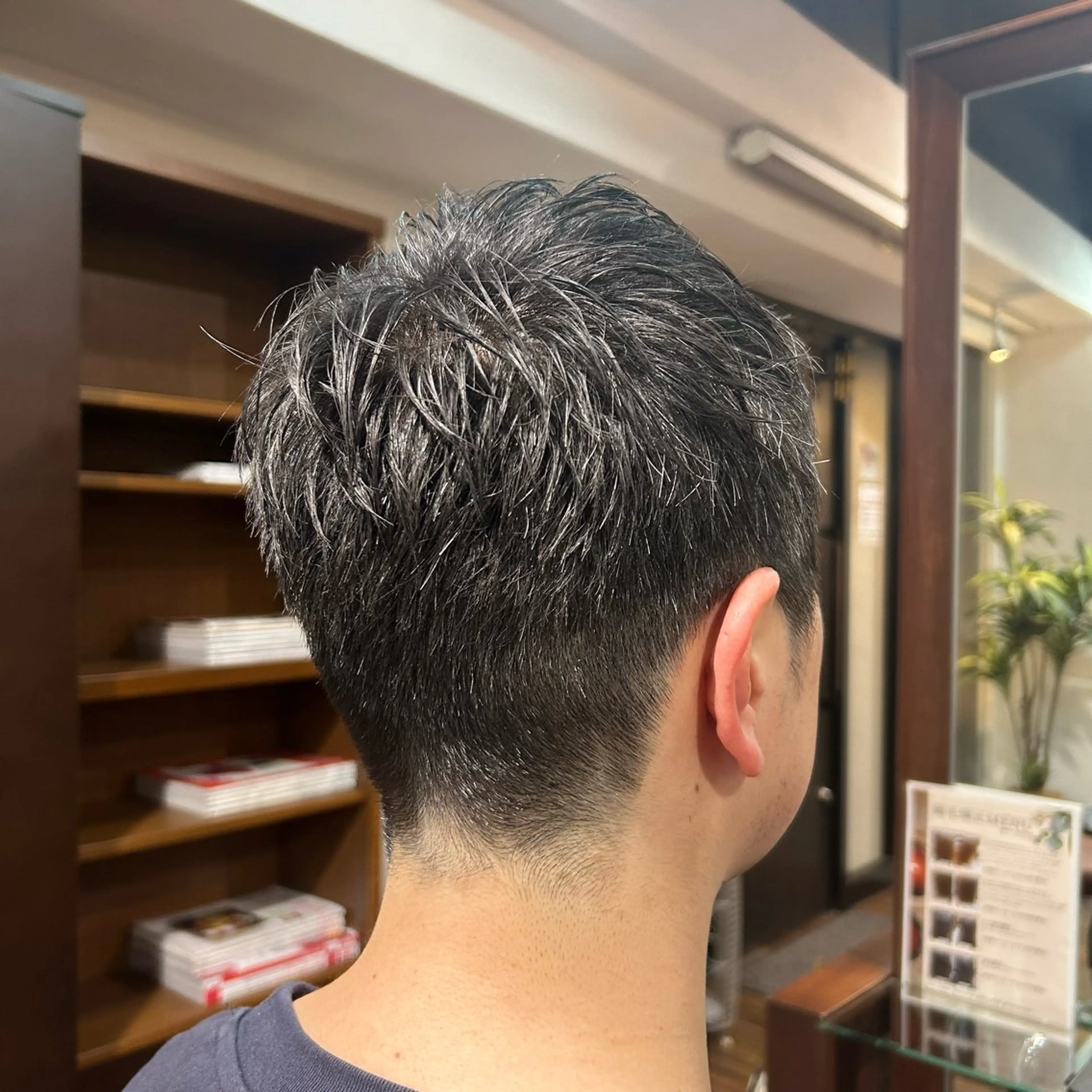 メンズ アカマ レナのマツエク・マツパデザイン