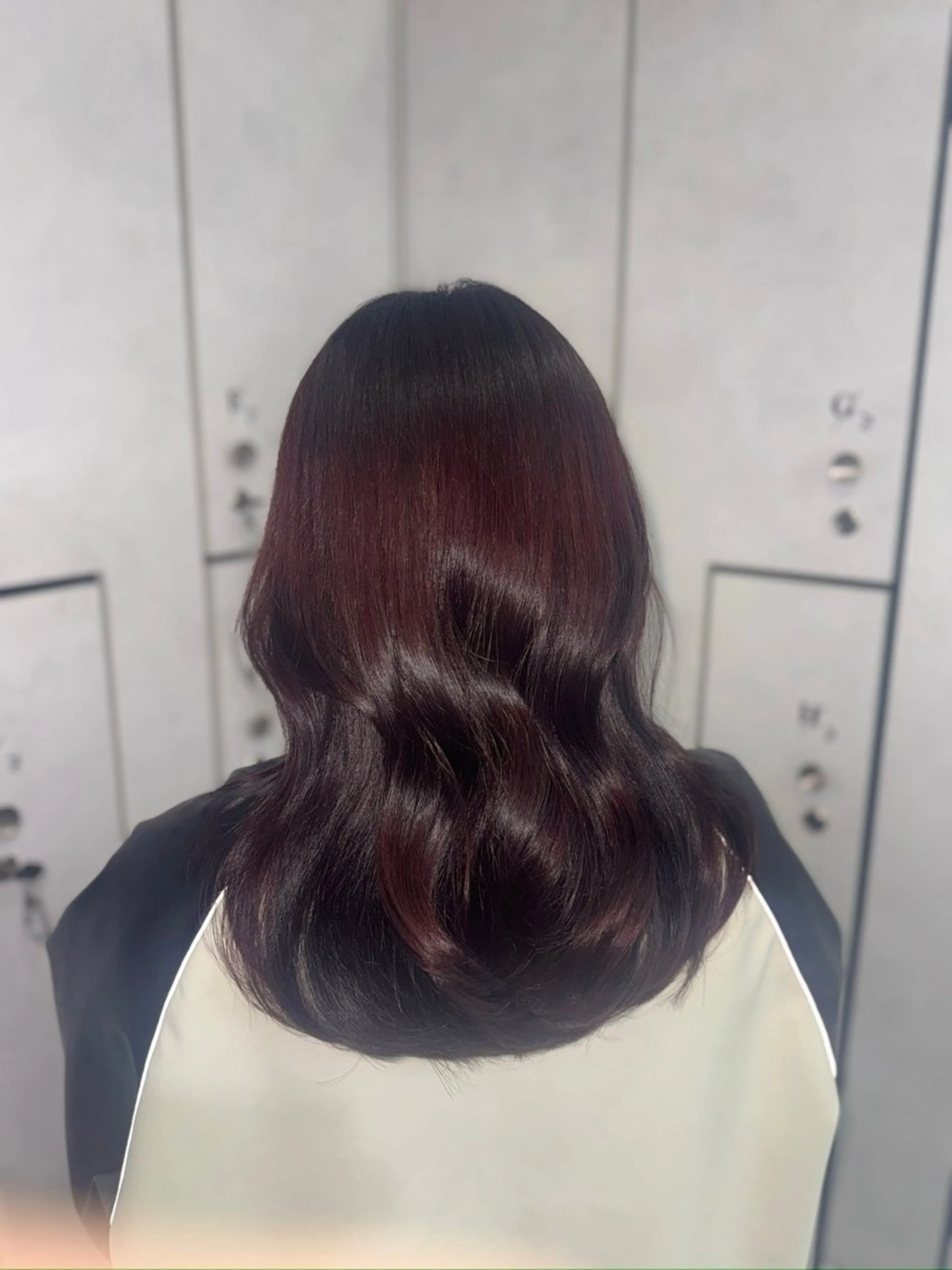 セミロング カラー 韓国ヘア🇰🇷 /艶カラー✨のヘアスタイル