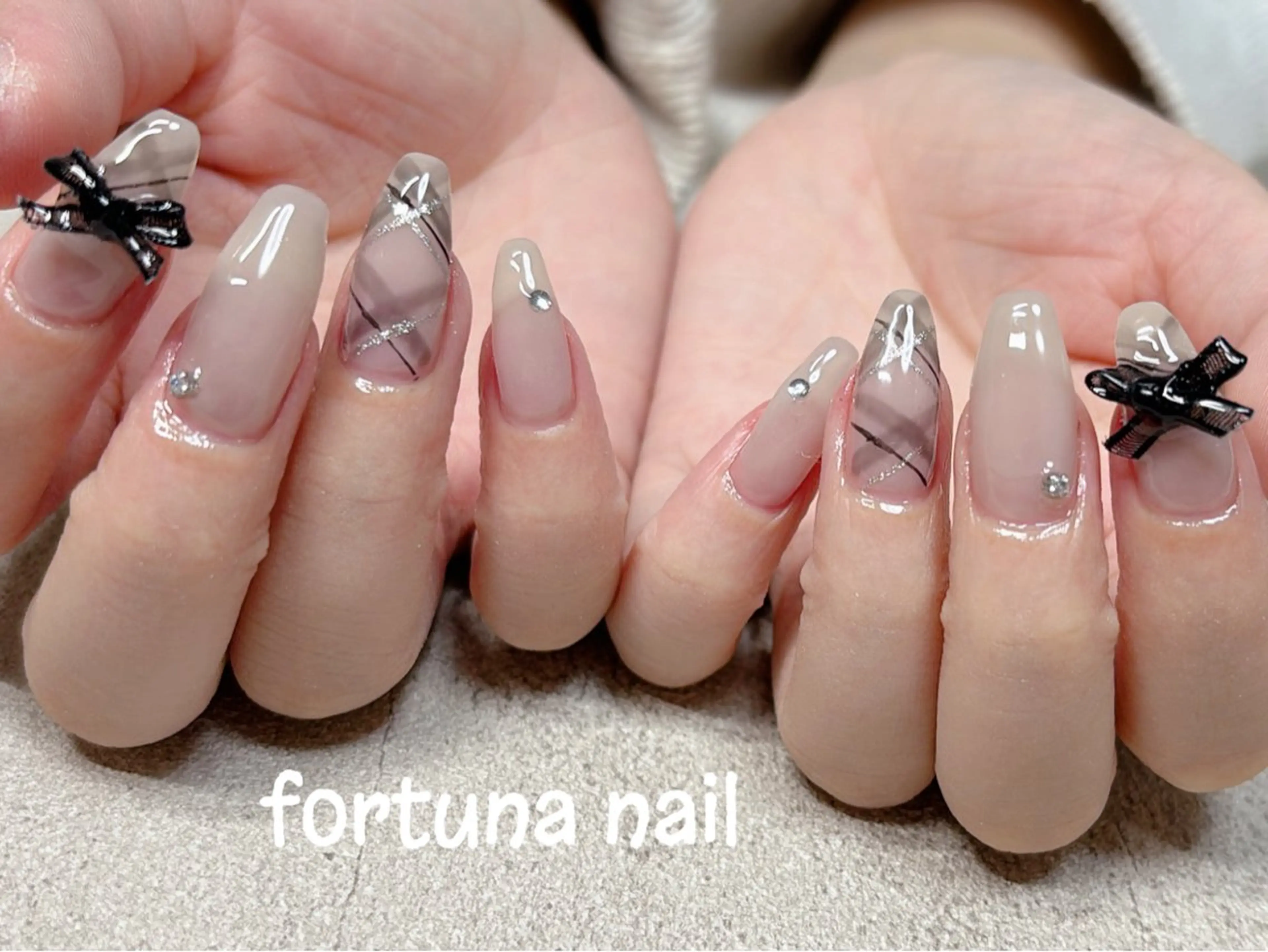 ネイル ハンドネイル ハンドケア Nail •Head スパFortunaのネイルデザイン