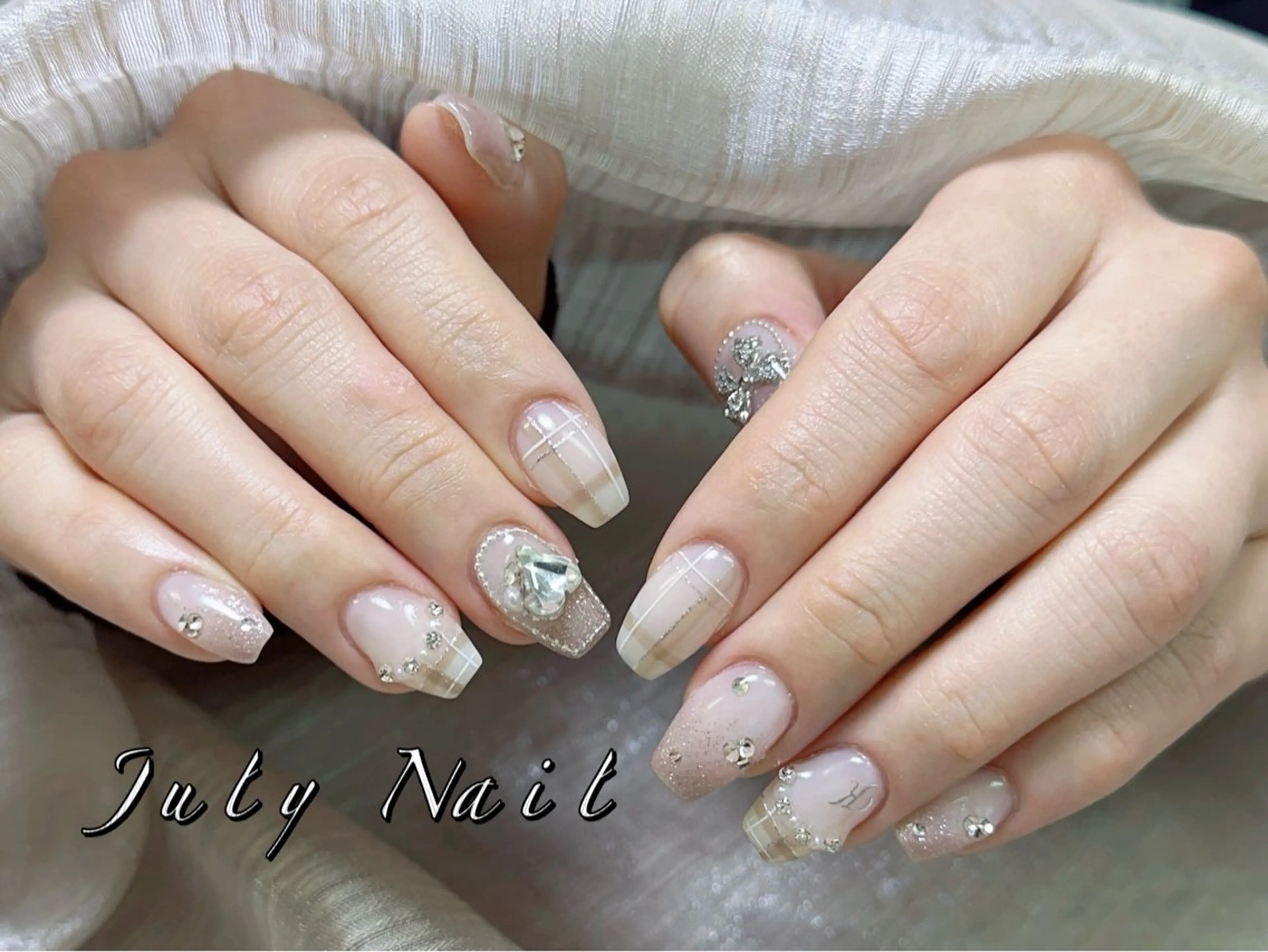ネイル July Nail 新横浜駅のネイルデザイン