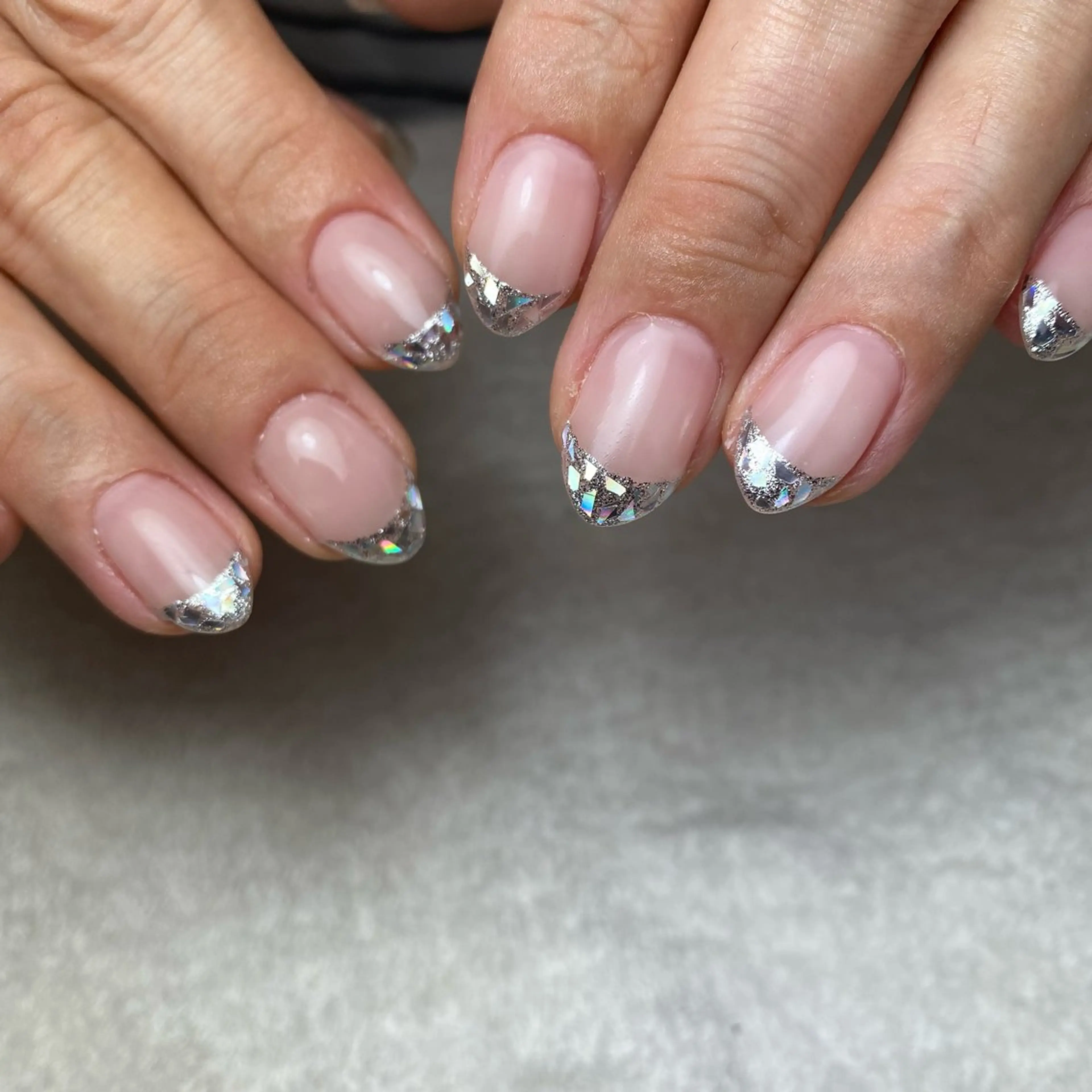 ネイル フレンチネイル ガラスフレンチ COCO+所属・COCO +のエステ・リラクイメージ