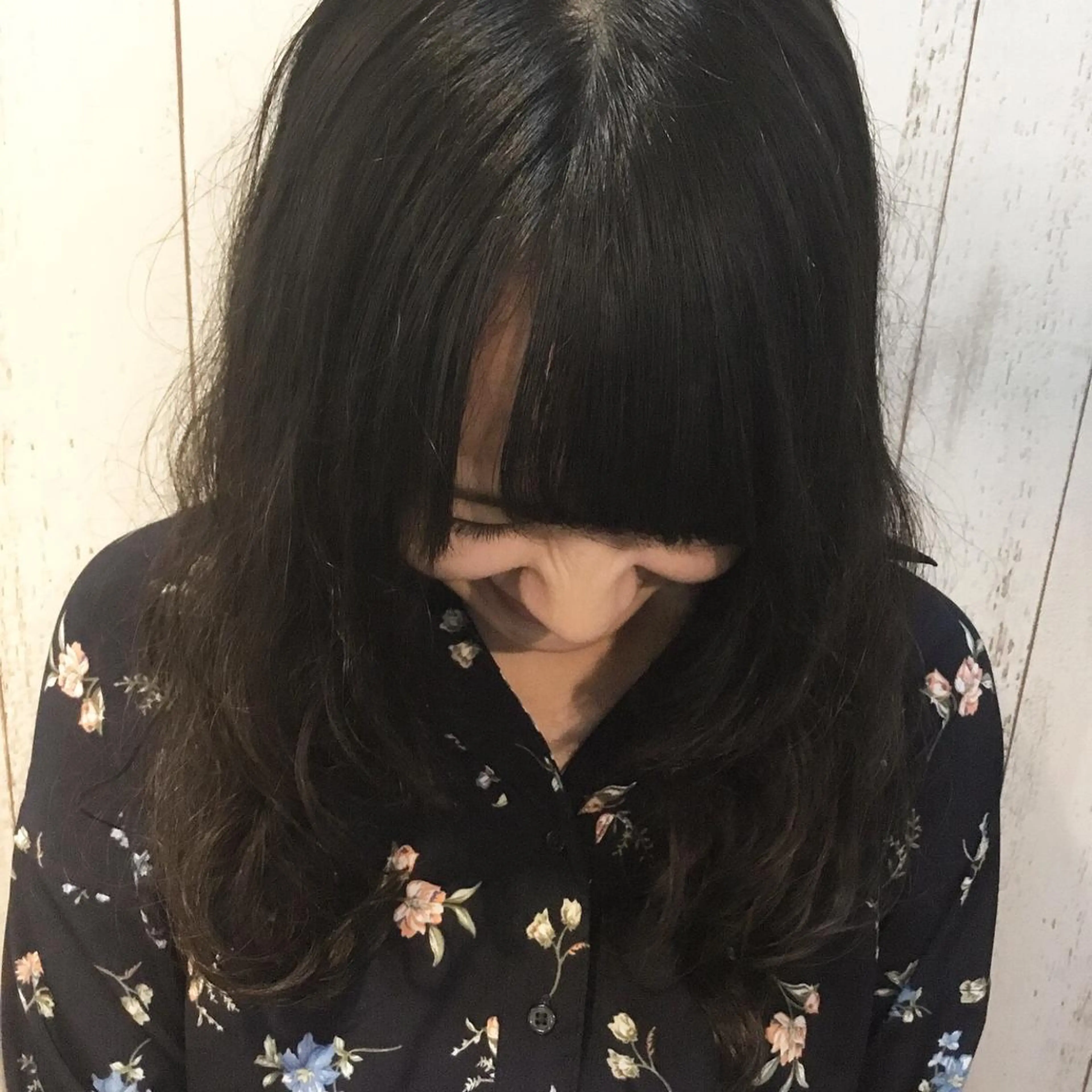 セミロング パーマ embrace エンブレイスのヘアスタイル