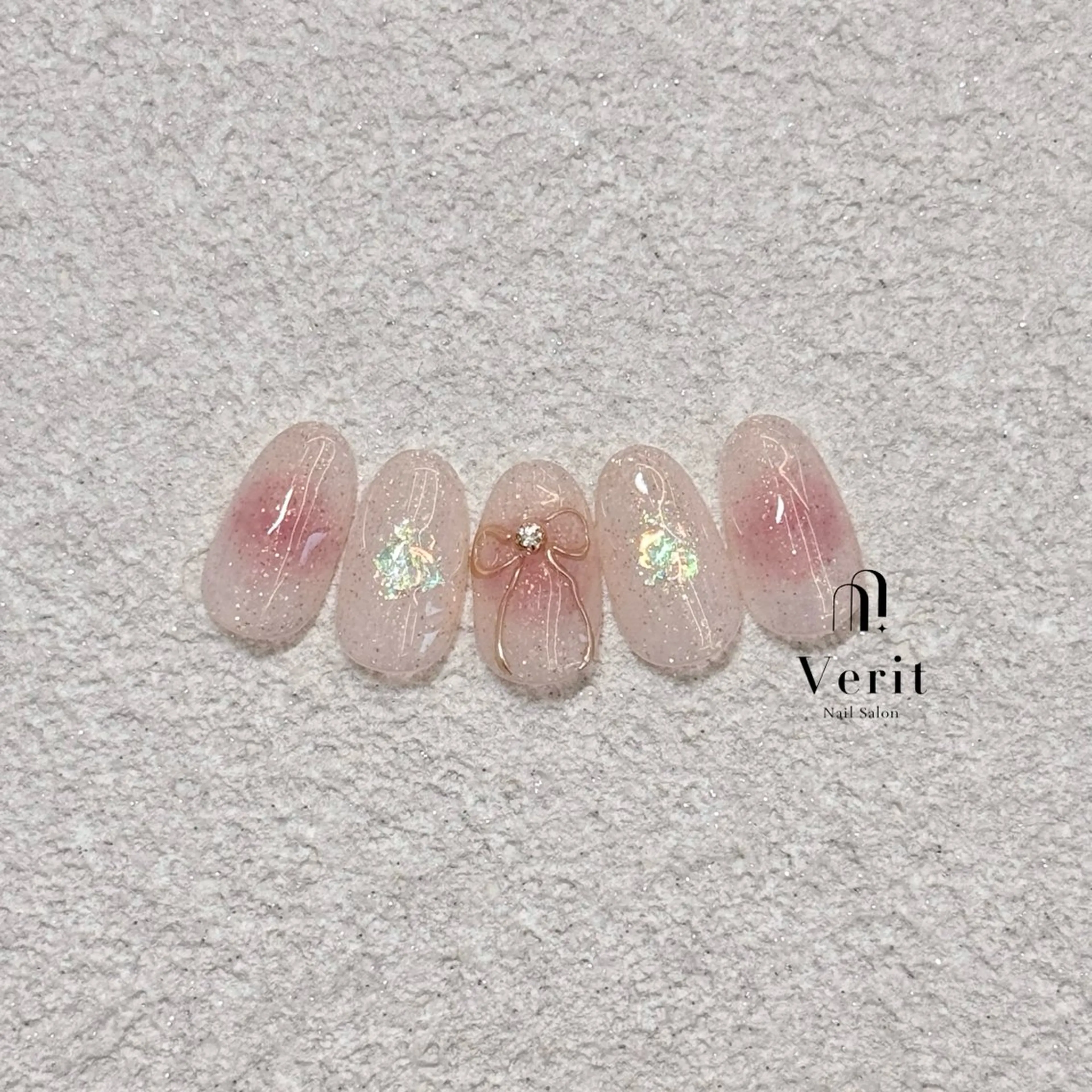 ネイル アートネイル Kurumi (Verit大森店)のネイルデザイン