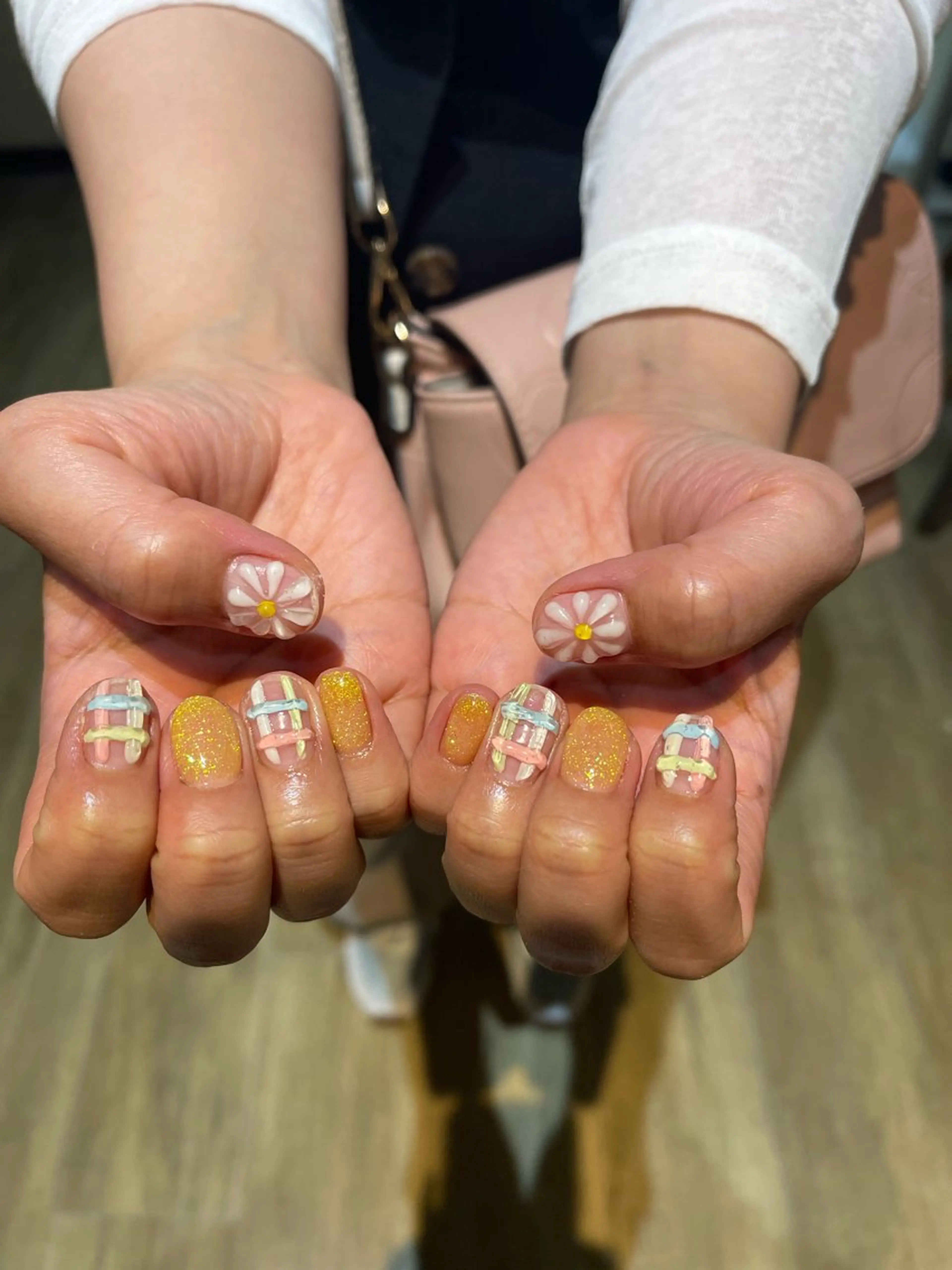 ネイル ハンドネイル 鈴木 すみれのネイルデザイン