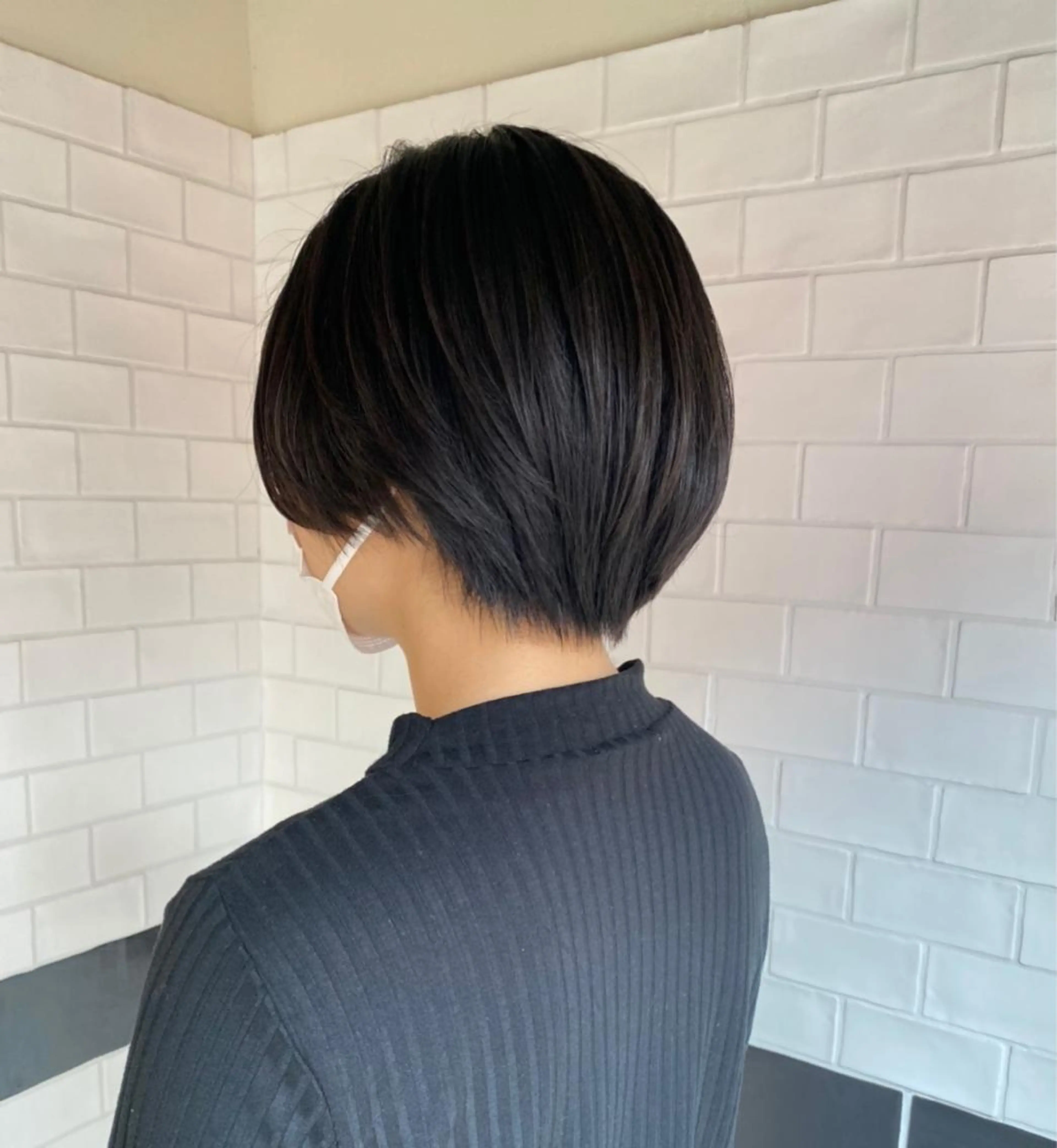 ショート カラー io濱川 遥のヘアスタイル