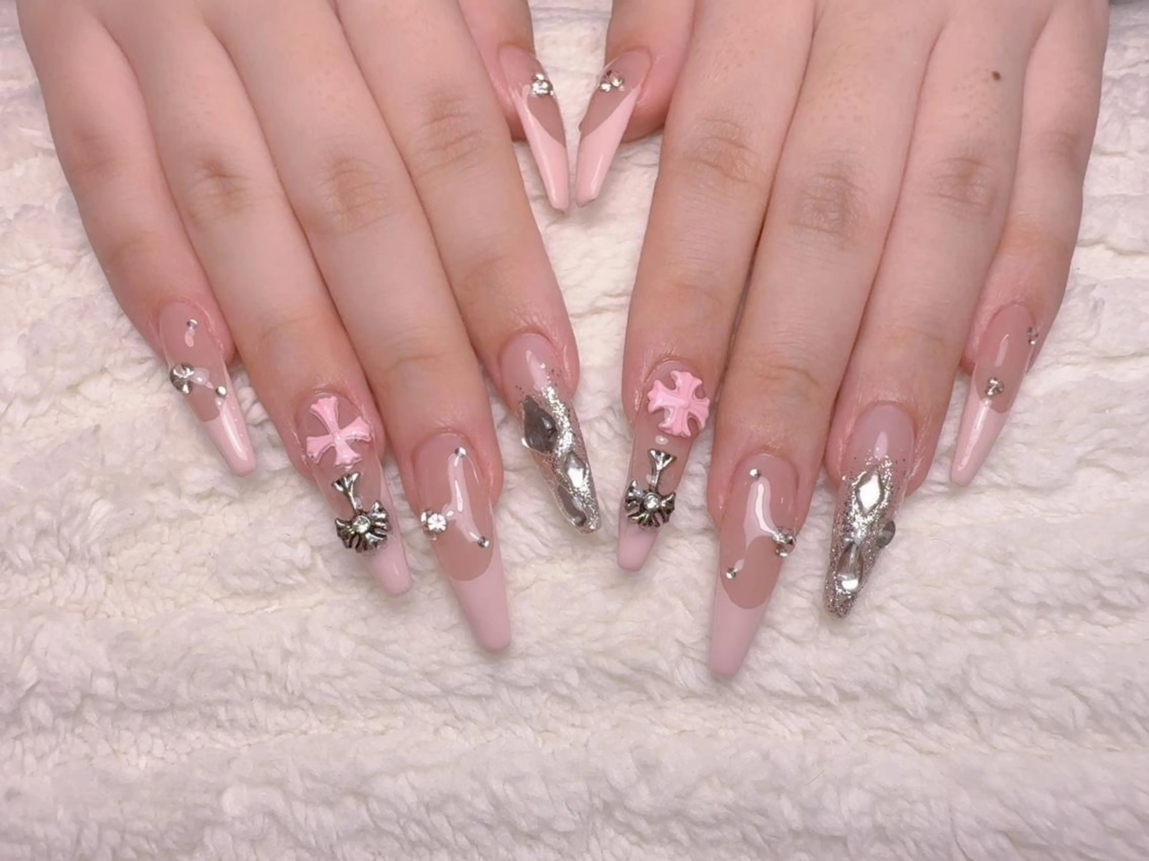 ネイル ハンドネイル ハンドケア cat‘s nail🐈‍⬛のネイルデザイン