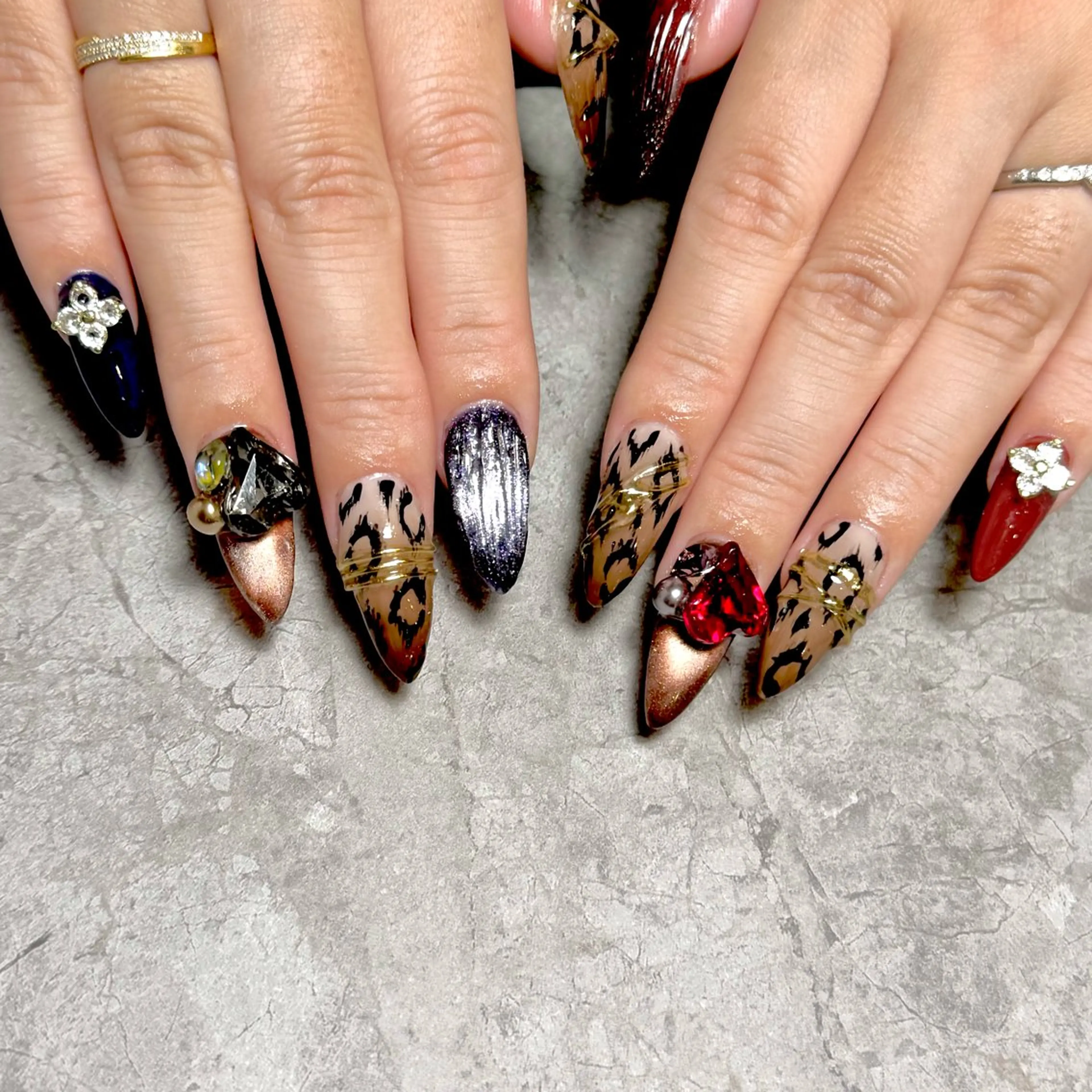 ネイル キラキラネイル ハンドネイル Nail Salon Lillion【リリオン】所属・lillion karenのネイルデザイン