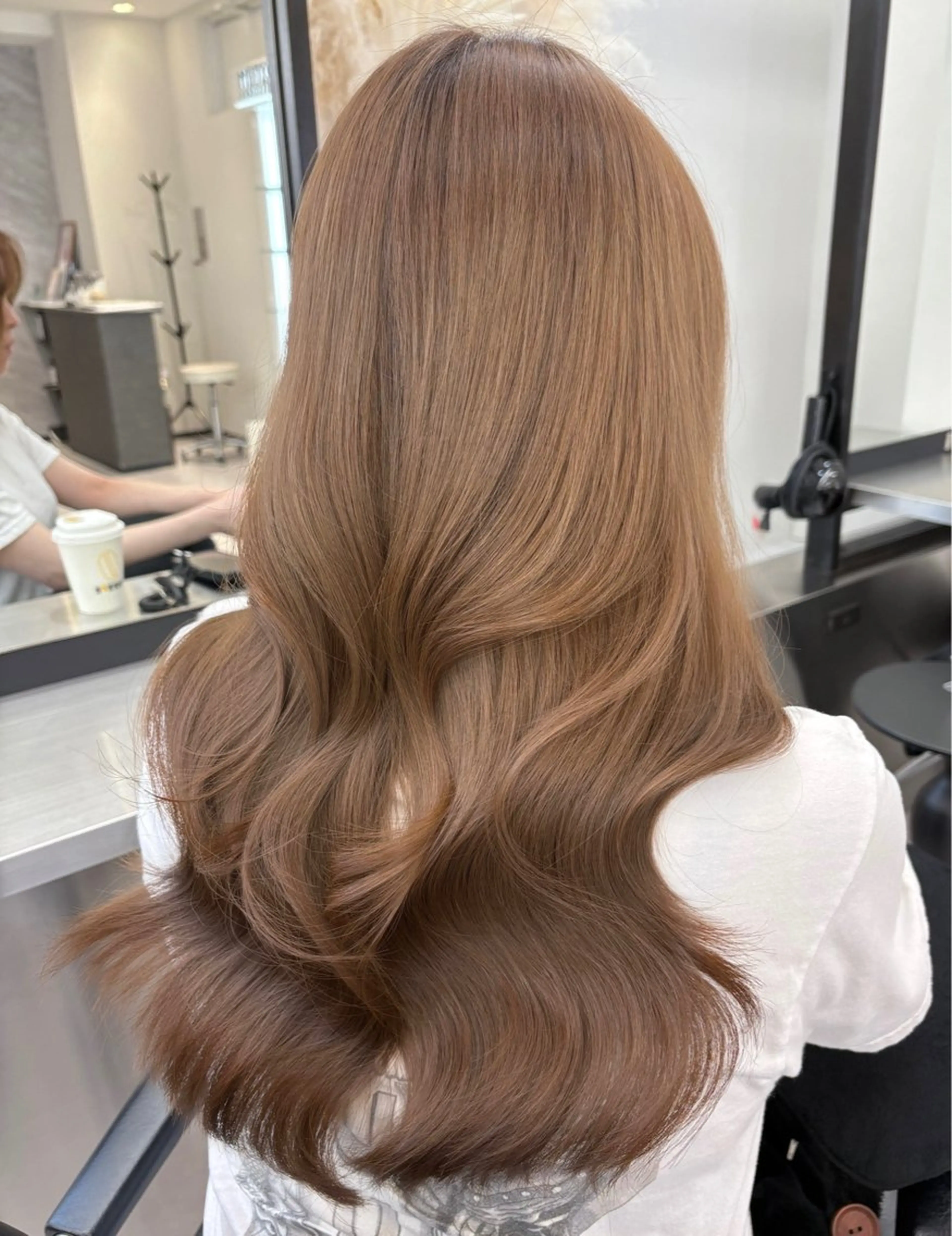 ロング カラー カット ヘアカラー 堀江/透明感 ベージュ/白川幸太のヘアスタイル
