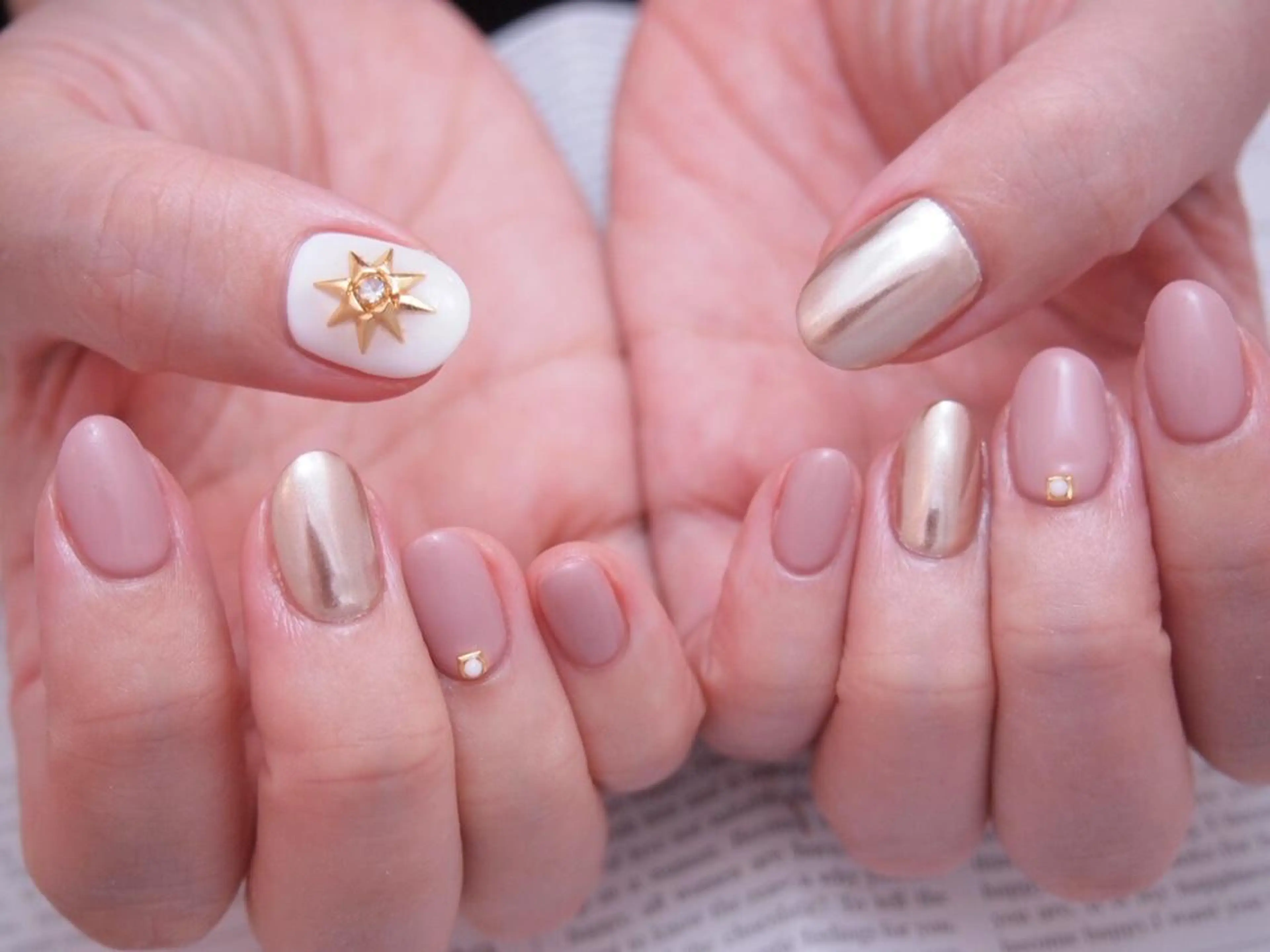 ネイル ニュアンスネイル 冬ネイル クリスマス NAIL'S MODAのネイルデザイン