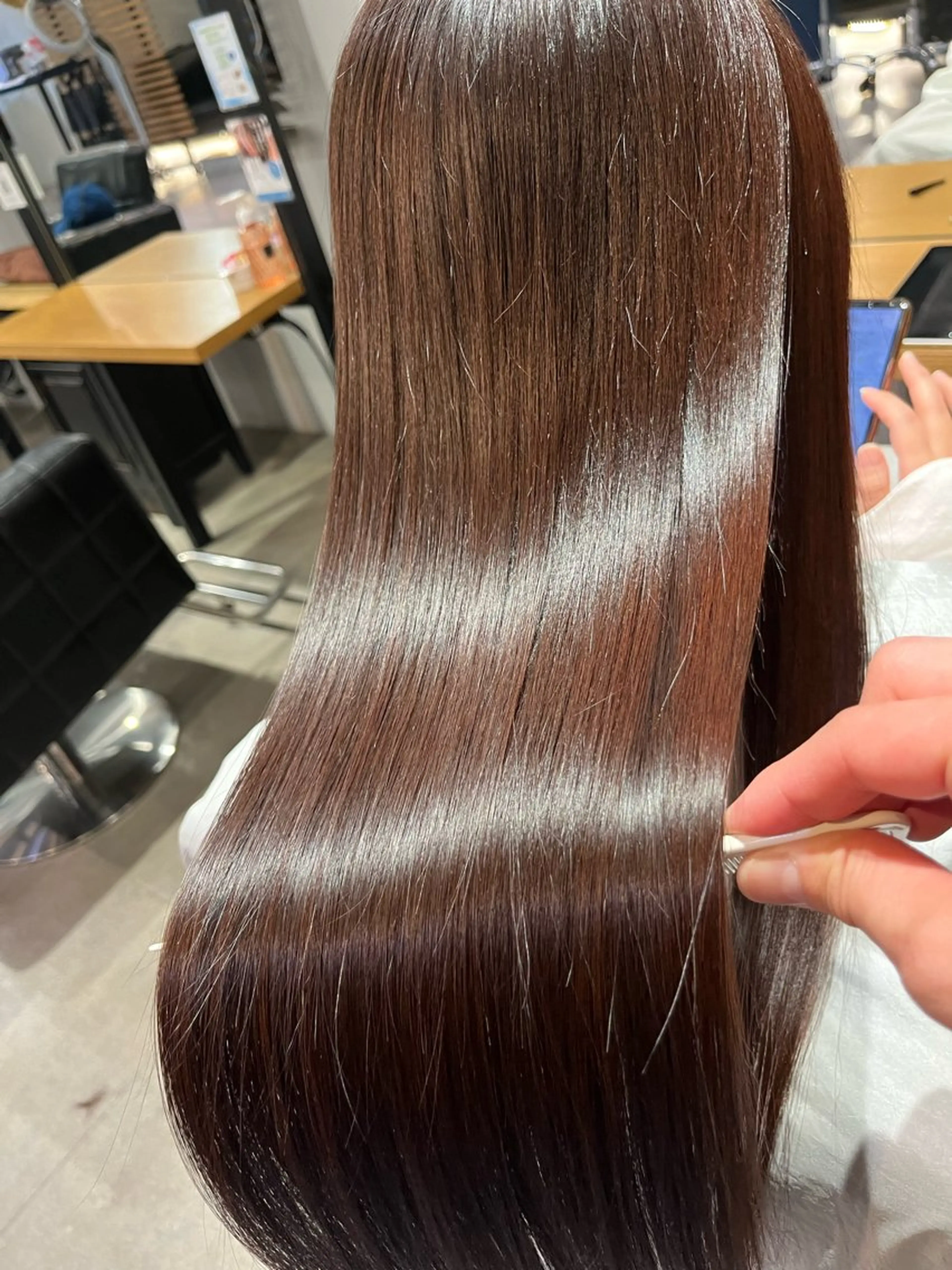 ロング 髪質改善 縮毛矯正 トリートメント 酸熱トリートメント ヘアカラー トリートメント 髪質改善ヘアエステサロンLIFE所属・🌈髪質改善専門🌈 神田　達也のヘアスタイル