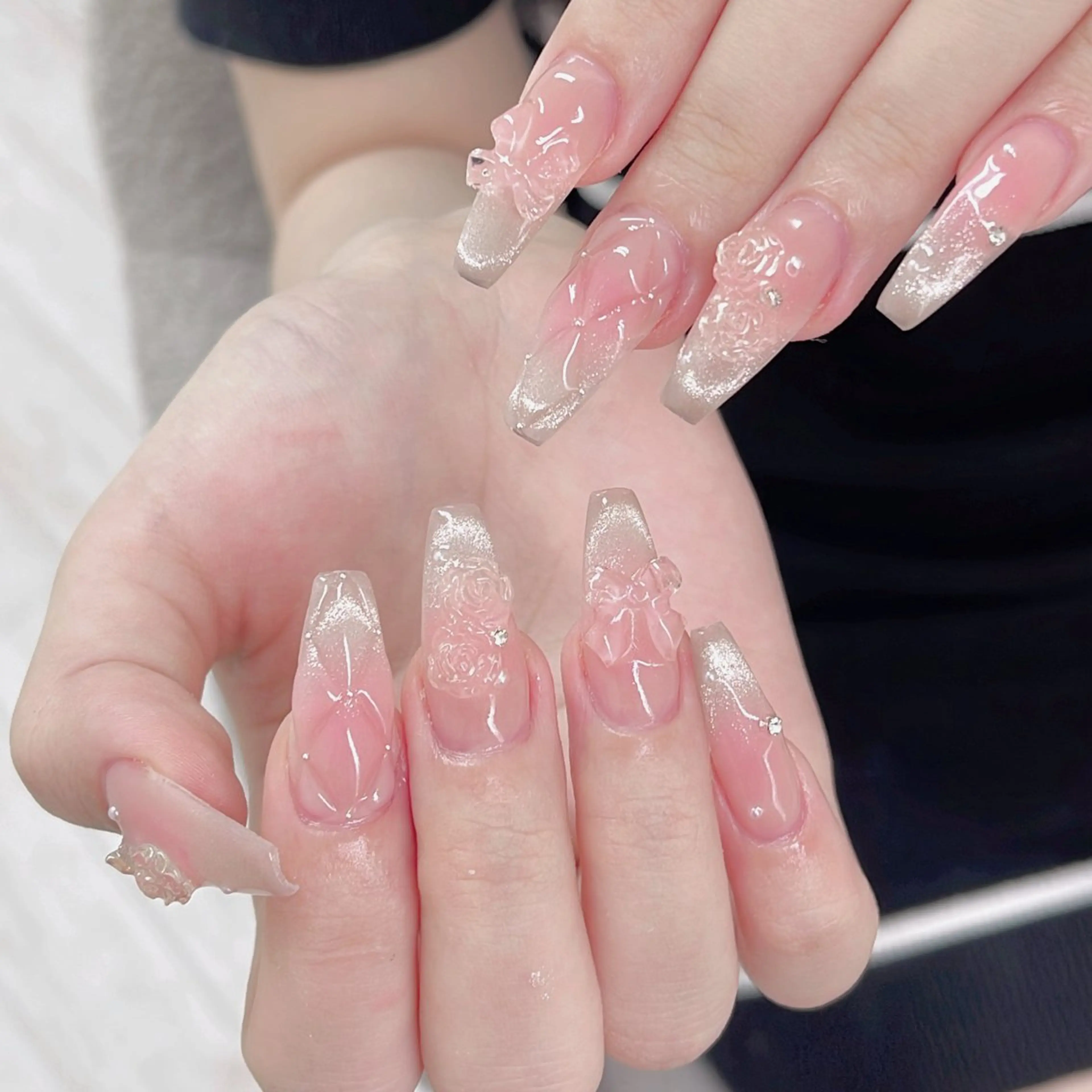 ネイル ハンドネイル Queens ciciのネイルデザイン