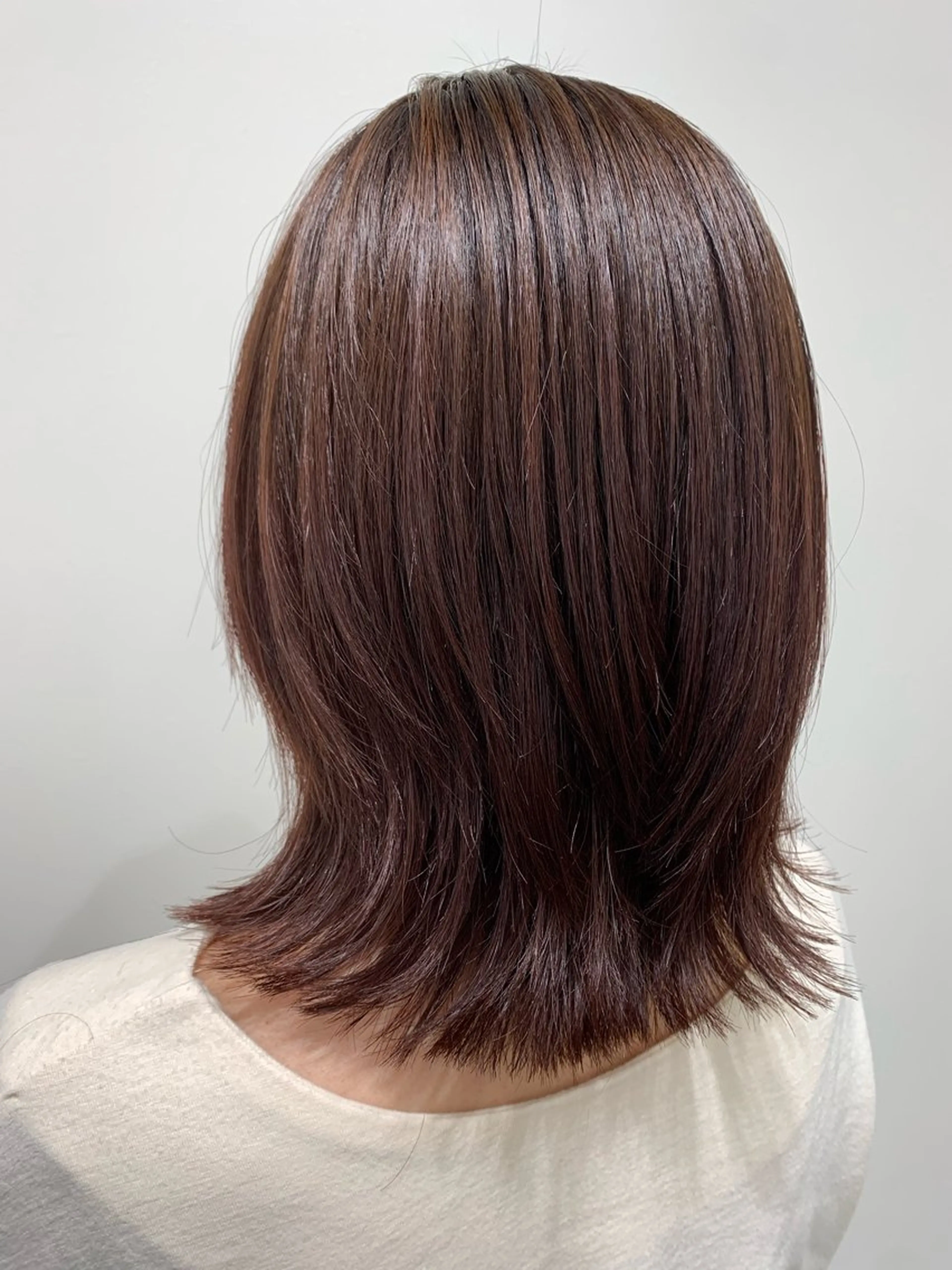 ミディアム ミディアムレイヤー レイヤーカット Rina🪄 韓国風レイヤーcutのヘアスタイル