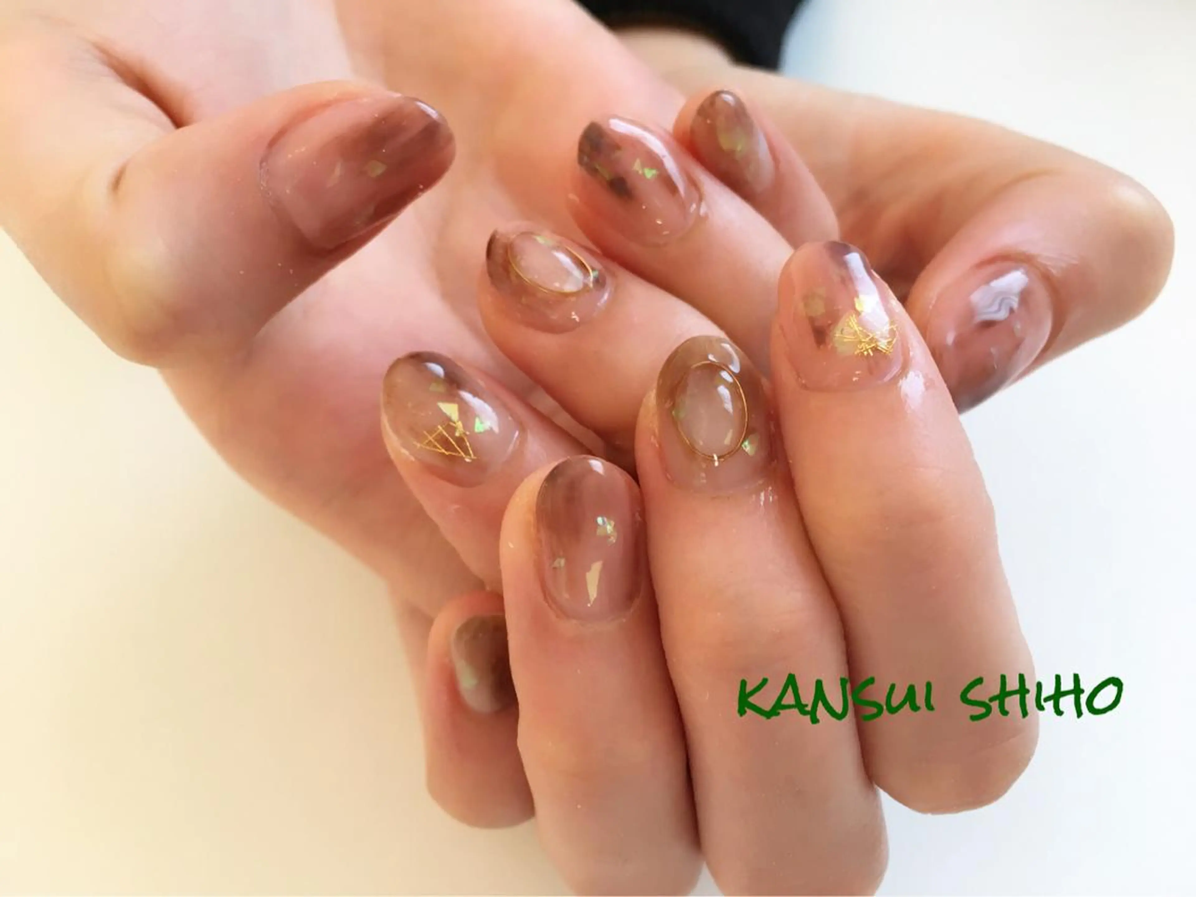 ネイル Elio所属・Elio 国泰寺のネイルデザイン