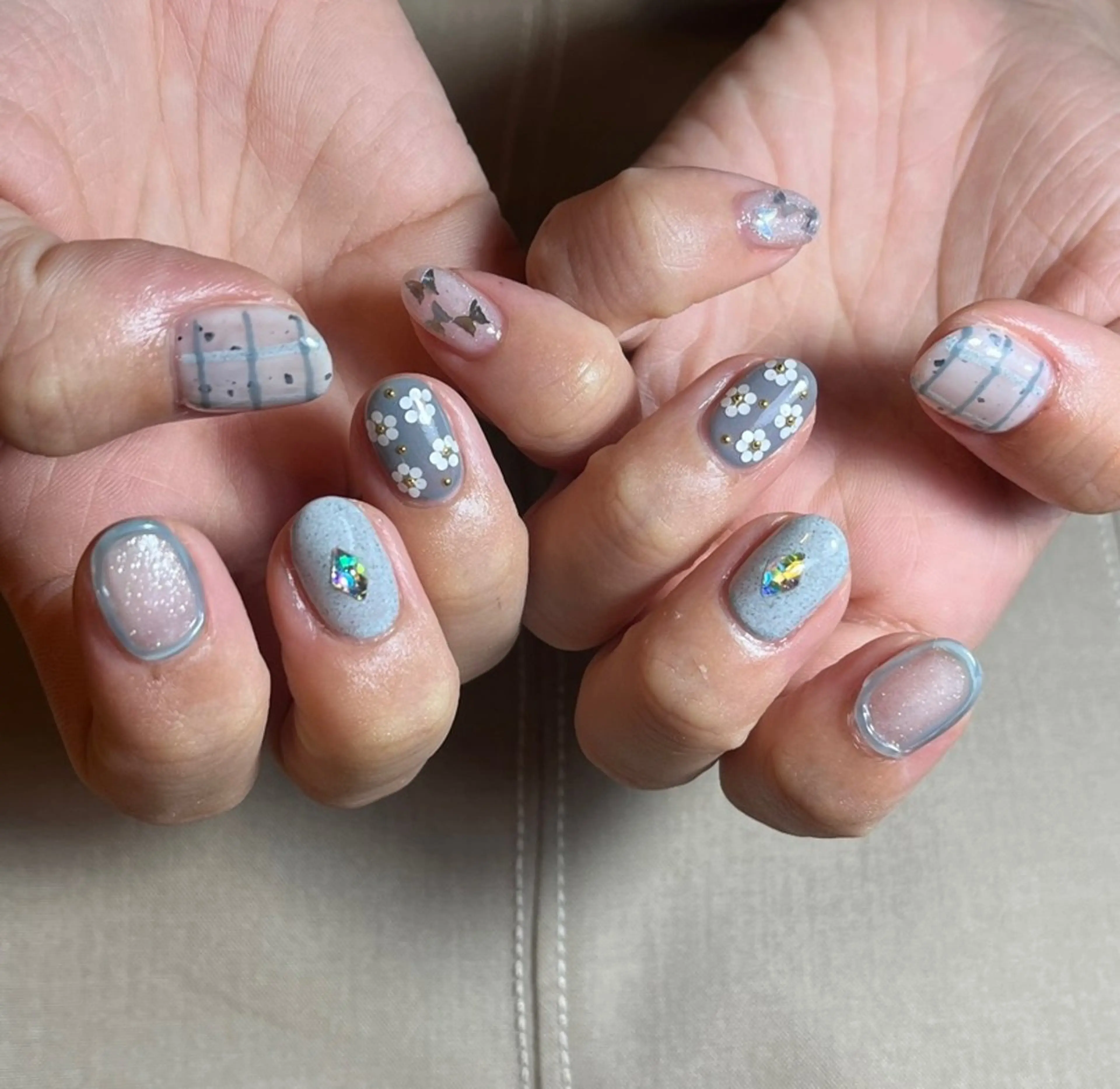 ネイル フリーランス¨̮⃝ ネイリストOKADAのネイルデザイン