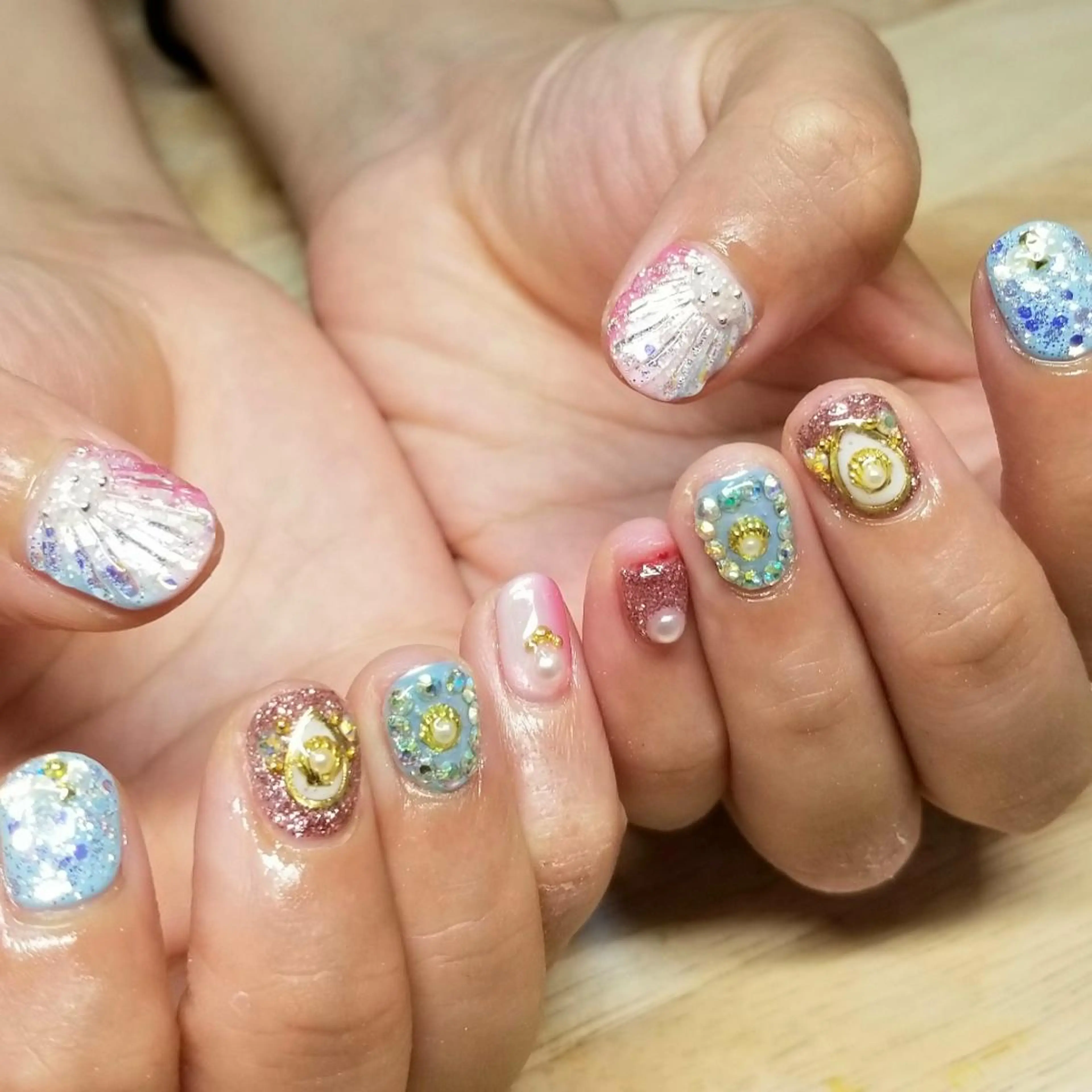 ネイル 夏ネイル ハンドネイル L'instant  Nail Artzのネイルデザイン