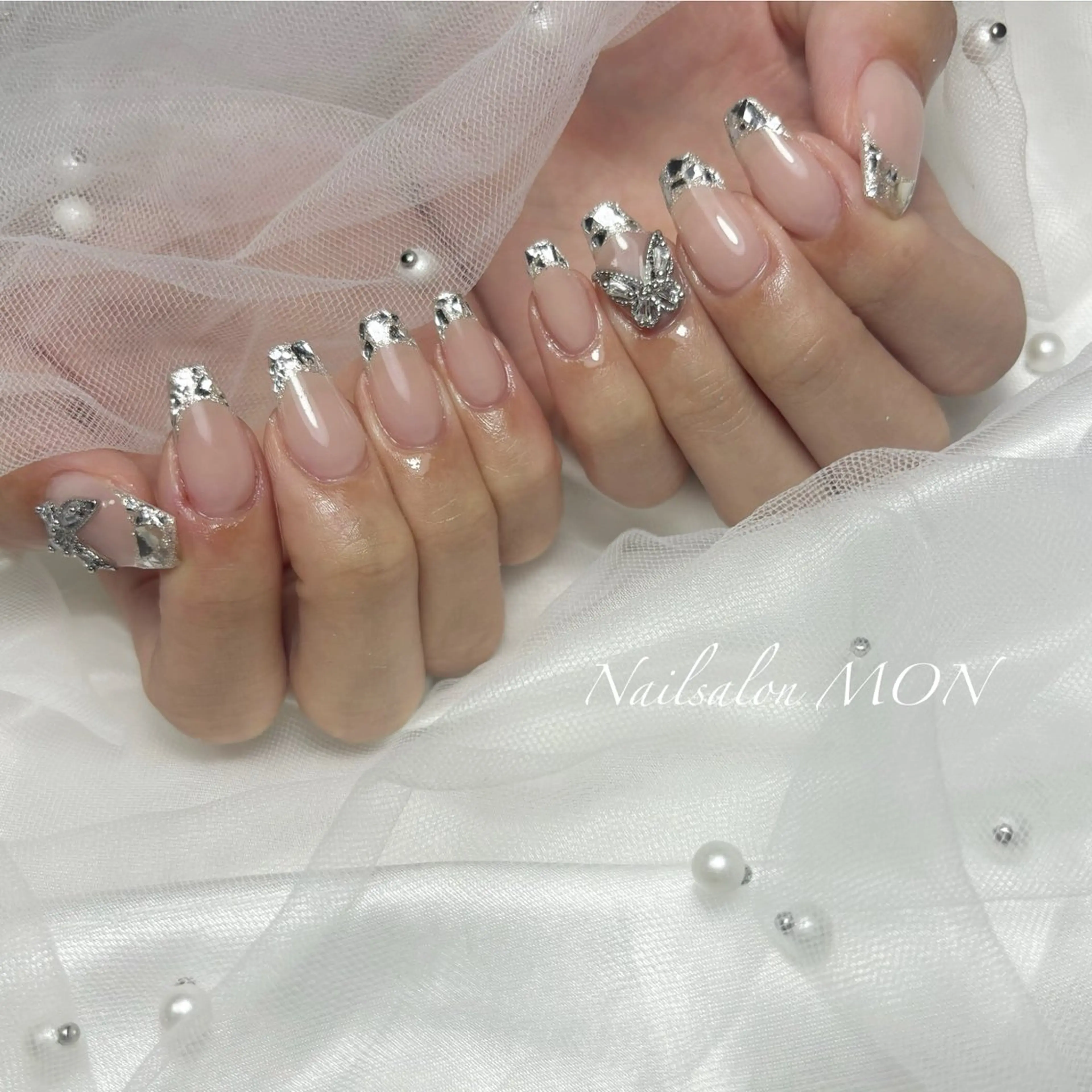 ネイル フレンチネイル ガラスフレンチ ハンドネイル Nailsalon MONのネイルデザイン