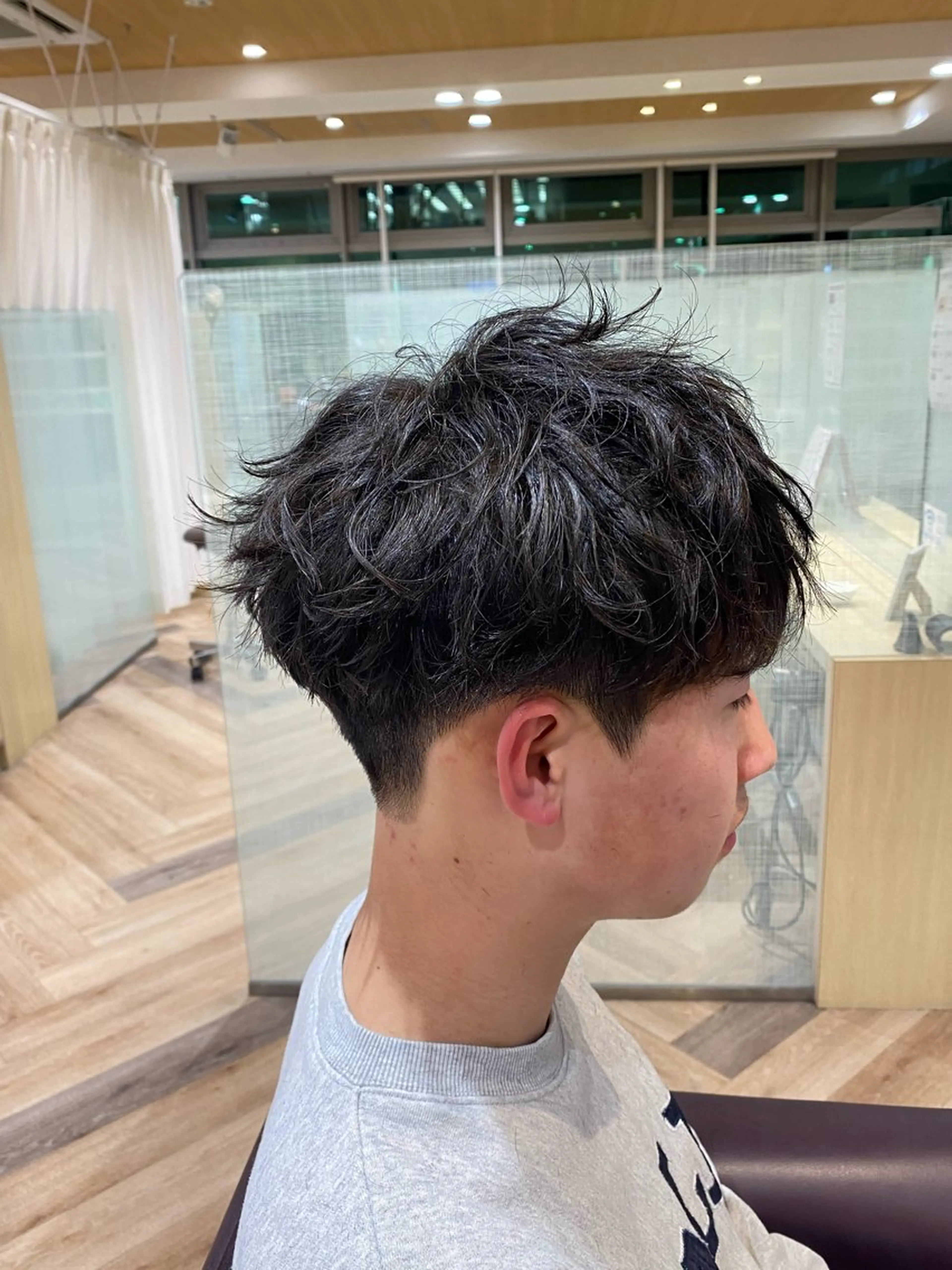 メンズ メンズ特化/フェザー /パーマ/伊勢元のヘアスタイル