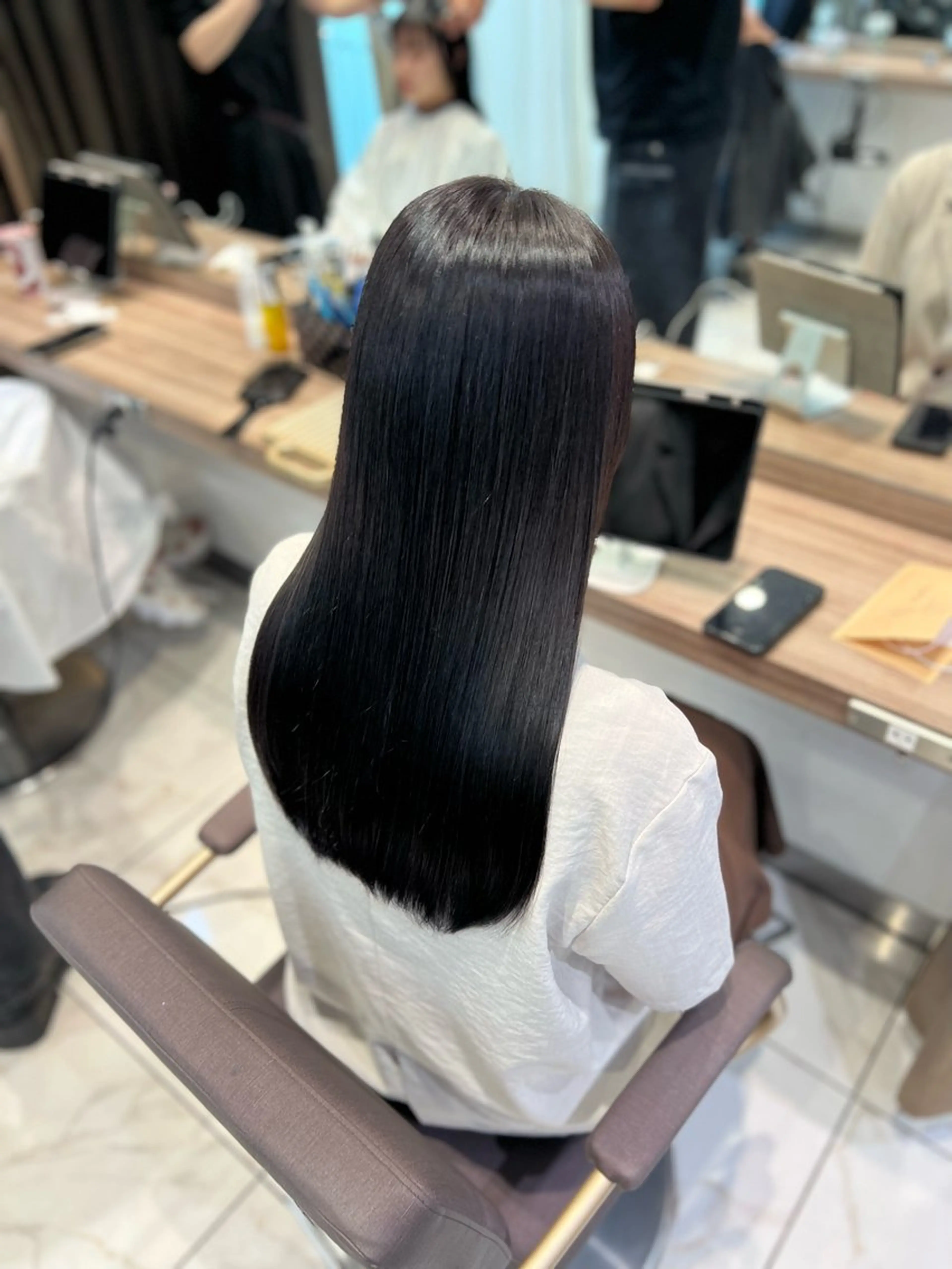 ロング 縮毛矯正 レイヤー×韓国 🇰🇷鈴木啓太のヘアスタイル