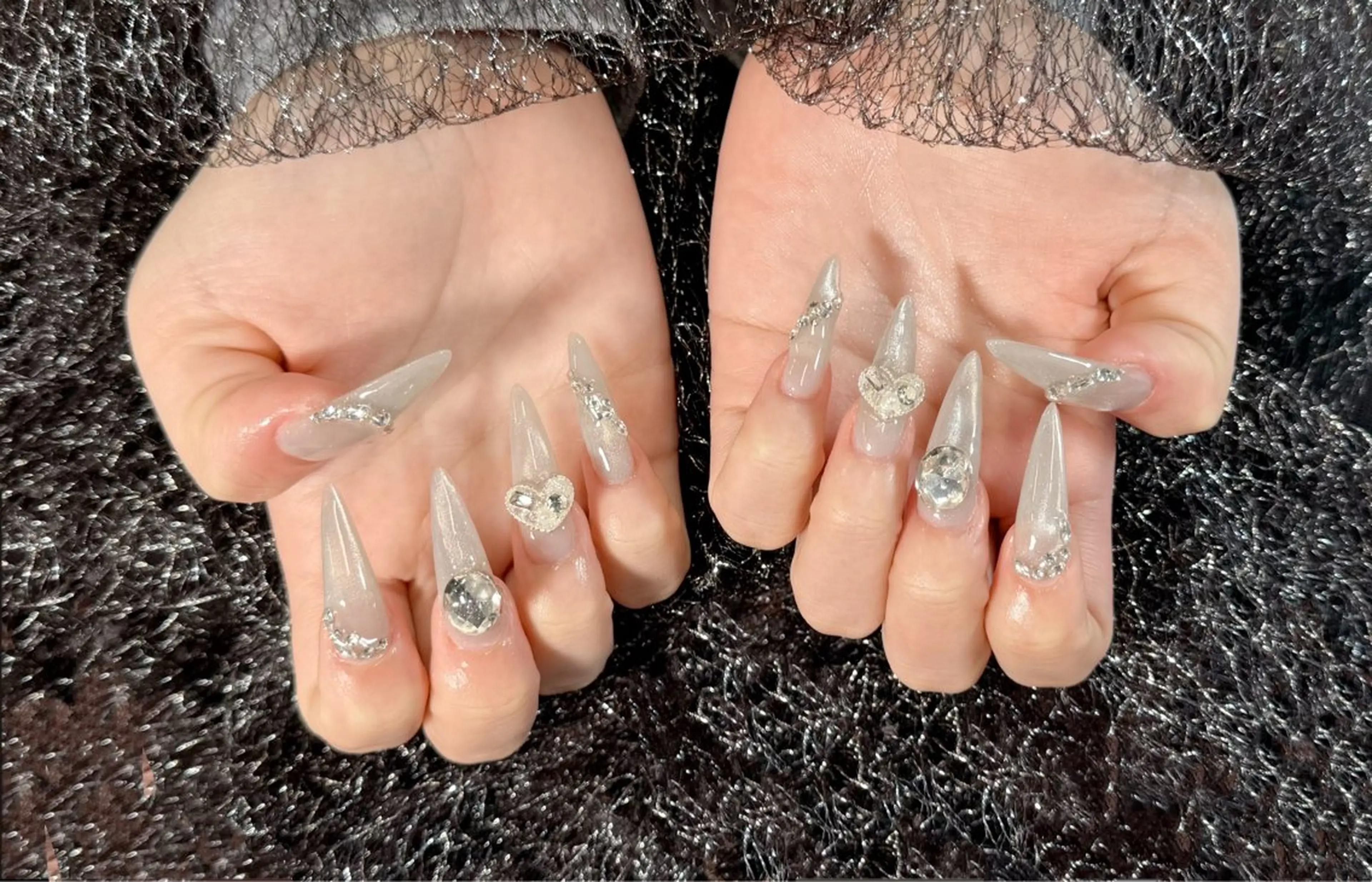 ネイル 成人式 フラッシュネイル フレンチネイル ジェルネイル グラデーション Lya Nail Rinのネイルデザイン