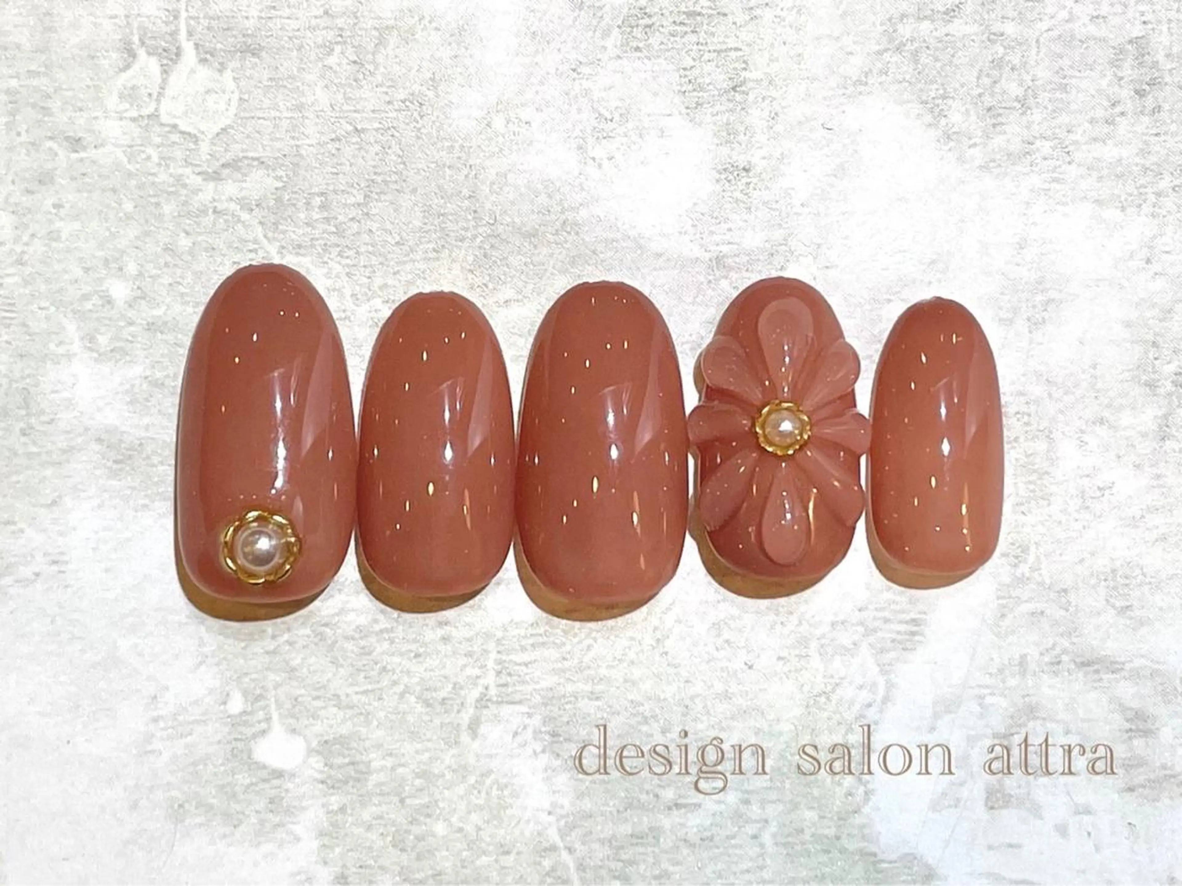 ネイル ハンドネイル デザインサロン attra 本八幡店のネイルデザイン