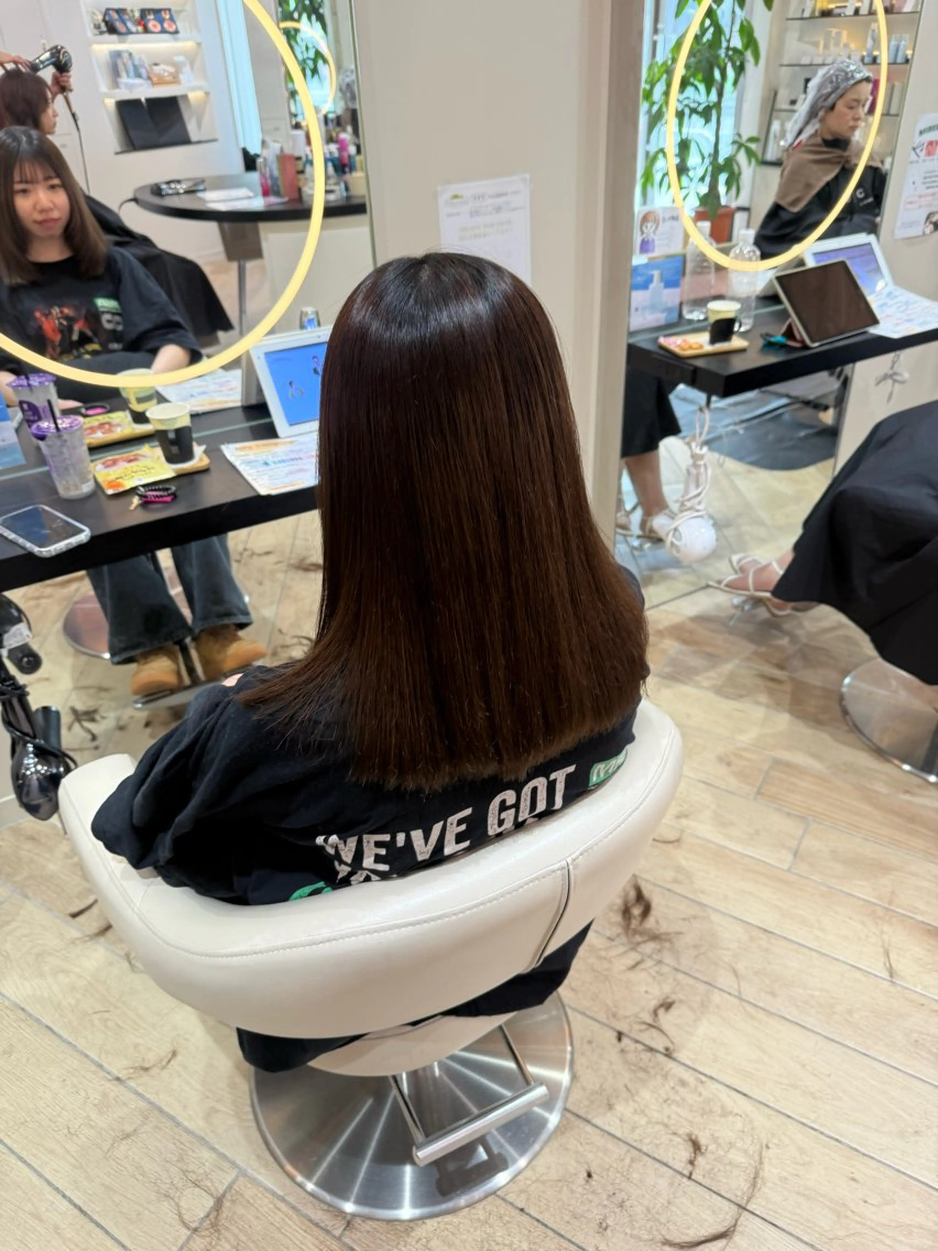 セミロング 艶髪/ハイトーン ️🫧rino🫧のヘアスタイル