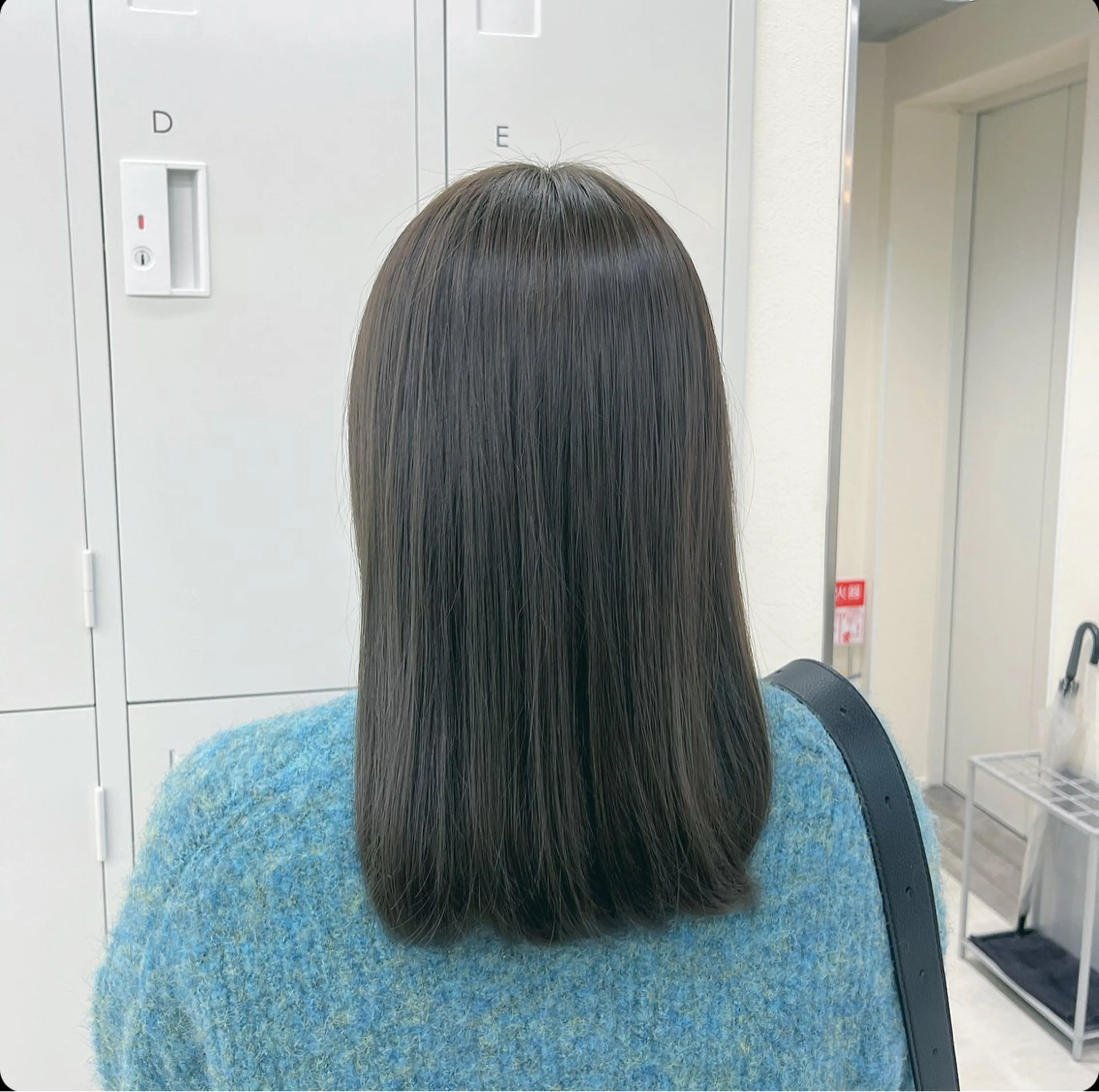 ミディアム ユイナ 🕊NaVI ベージュ/透明感のヘアスタイル