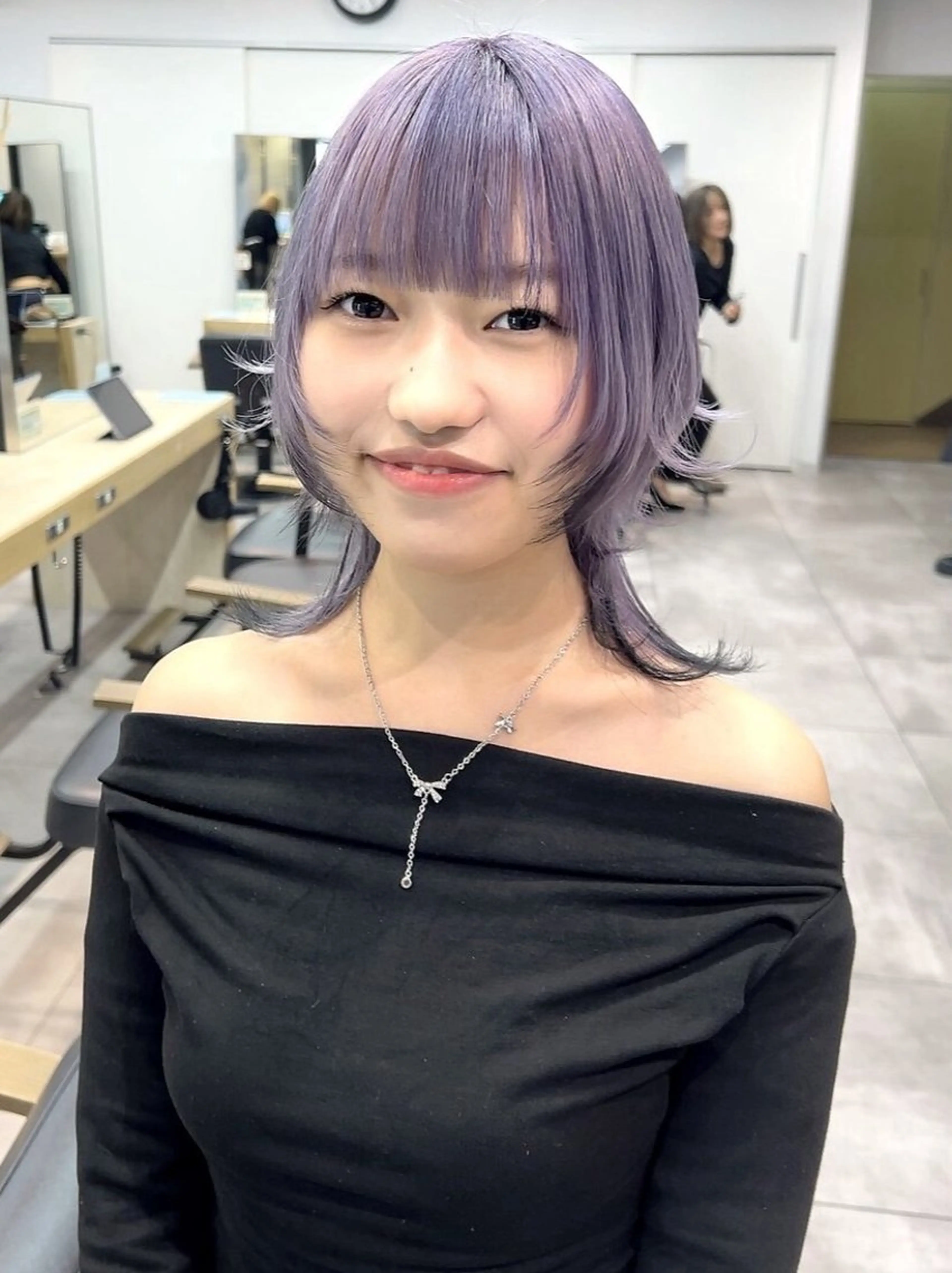 ショート カラー ブリーチ ダブルカラー イルミナカラー ブリーチなしカラー ボブ カット ヘアカラー トリートメント LUCK 本厚木店のヘアスタイル