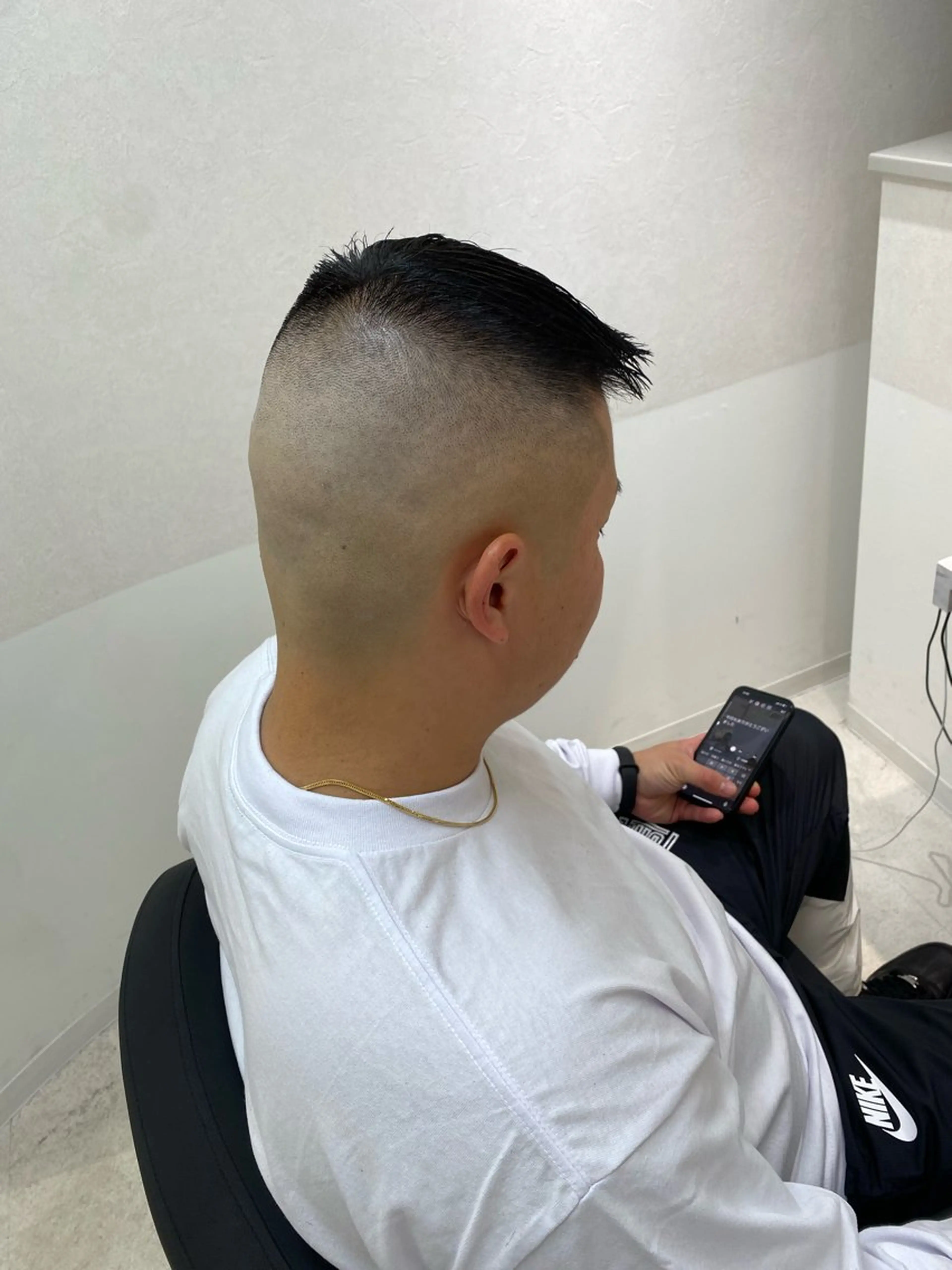 メンズフェードカットの写真