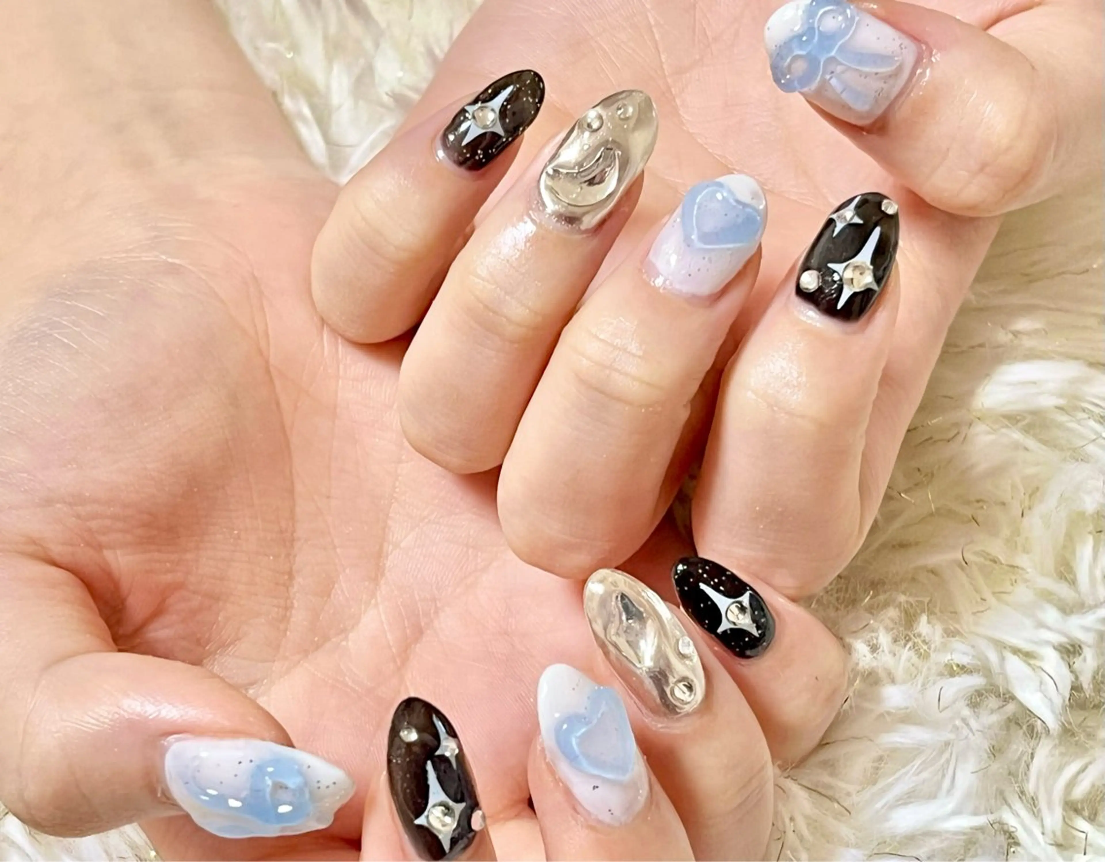 ネイル hohomi .のネイルデザイン