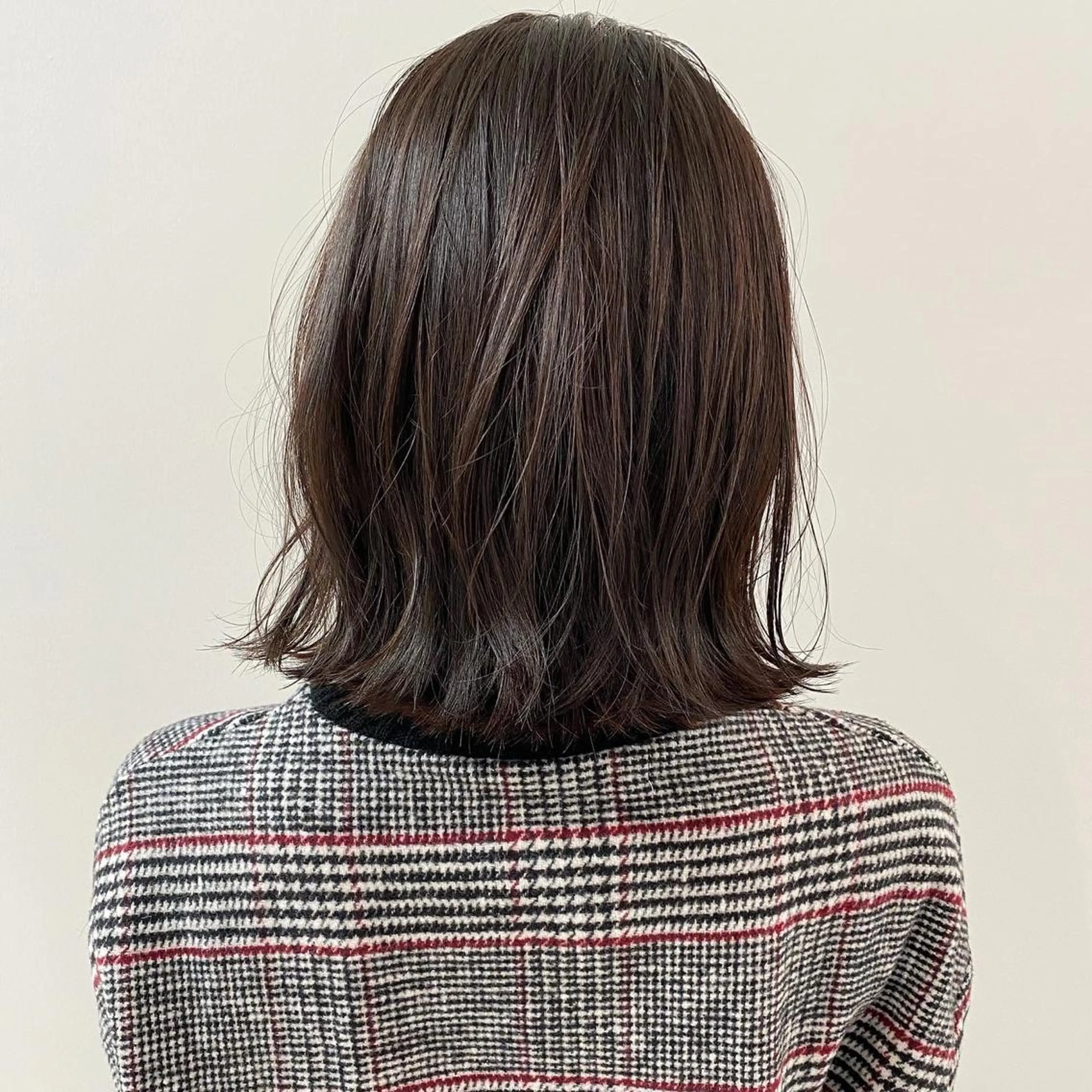 ショート カラー ボブ 外ハネヘア カット ハイトーン特化🌟 仲川和人のヘアスタイル