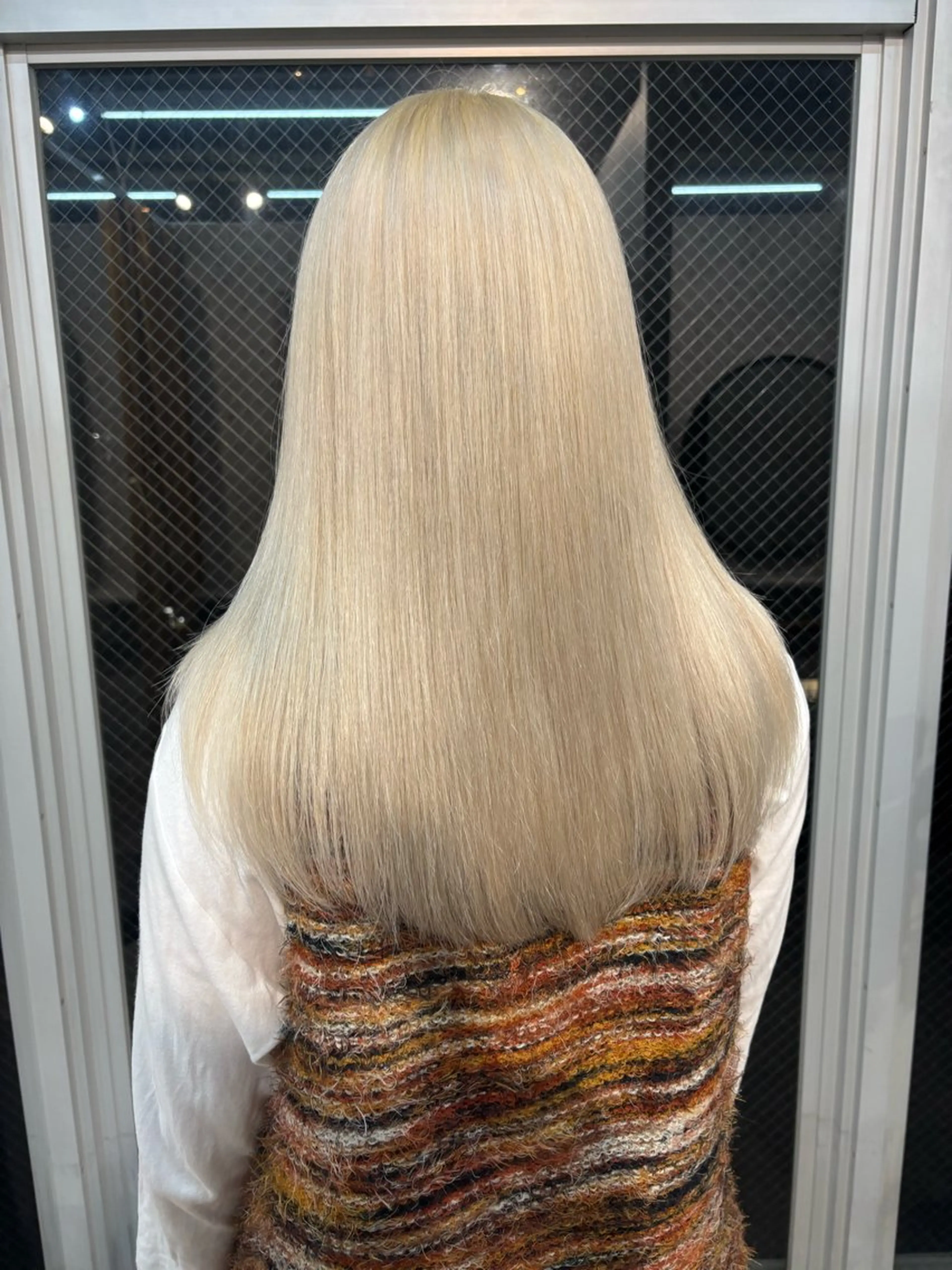 ロング カラー ブロンド ヘアカラー lani hair salon所属・SHOTO ハイトー ン/デザインカラーのヘアスタイル