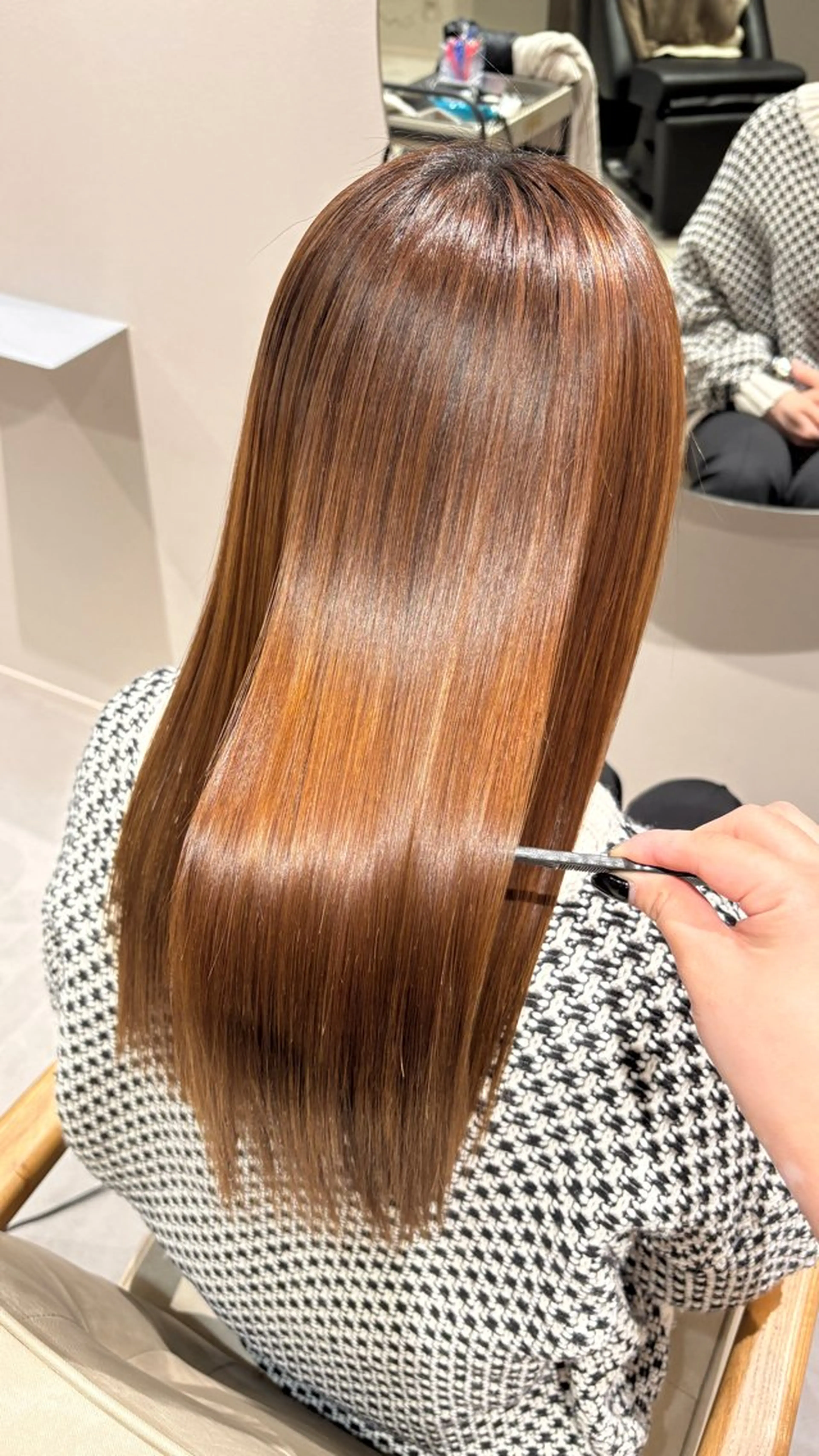 ロング 縮毛矯正 井山 葵のヘアスタイル