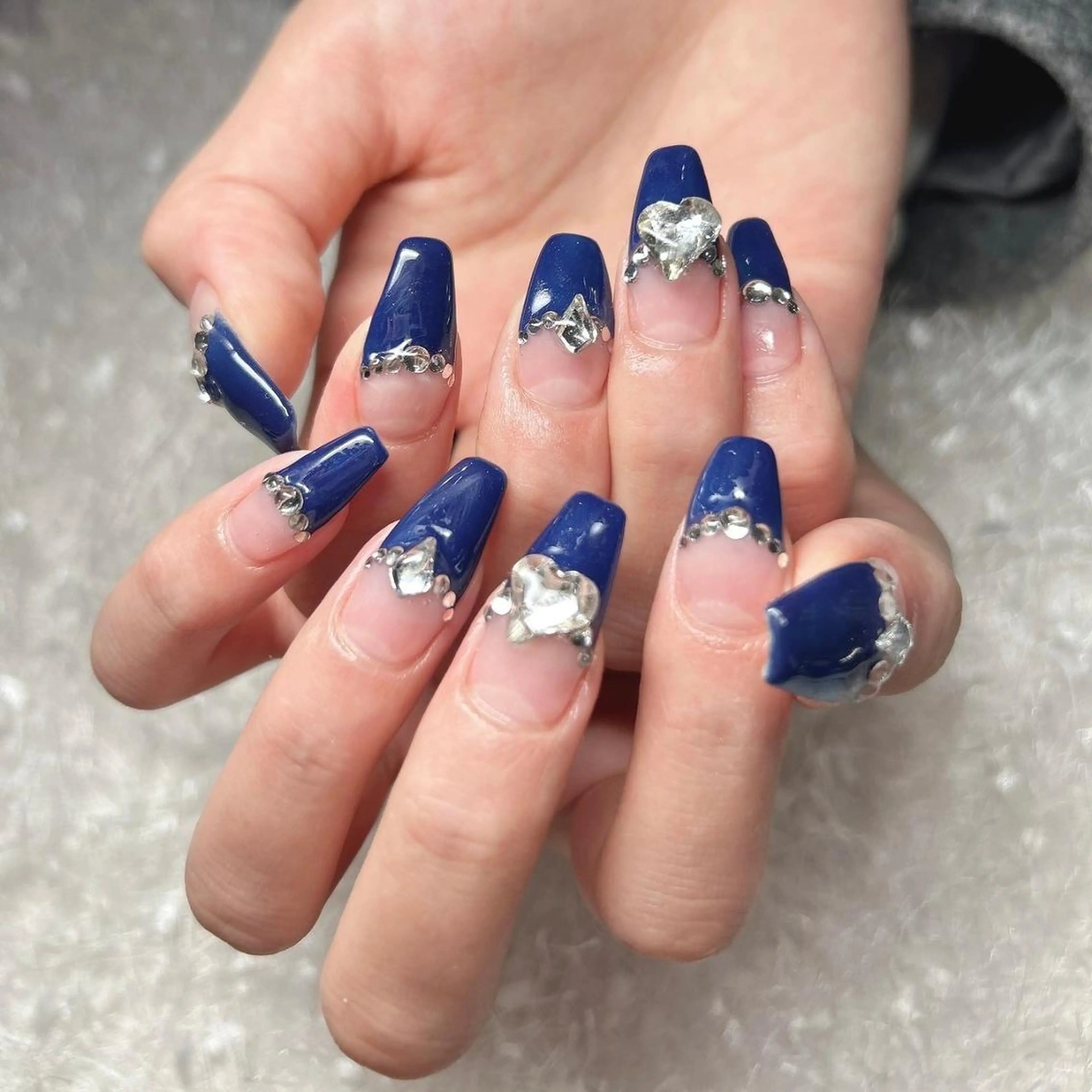ネイル 長さ出し フレンチネイル ジェルネイル グラデーション 韓国ネイル ハンドネイル Nail&eye Belire 新宿のネイルデザイン