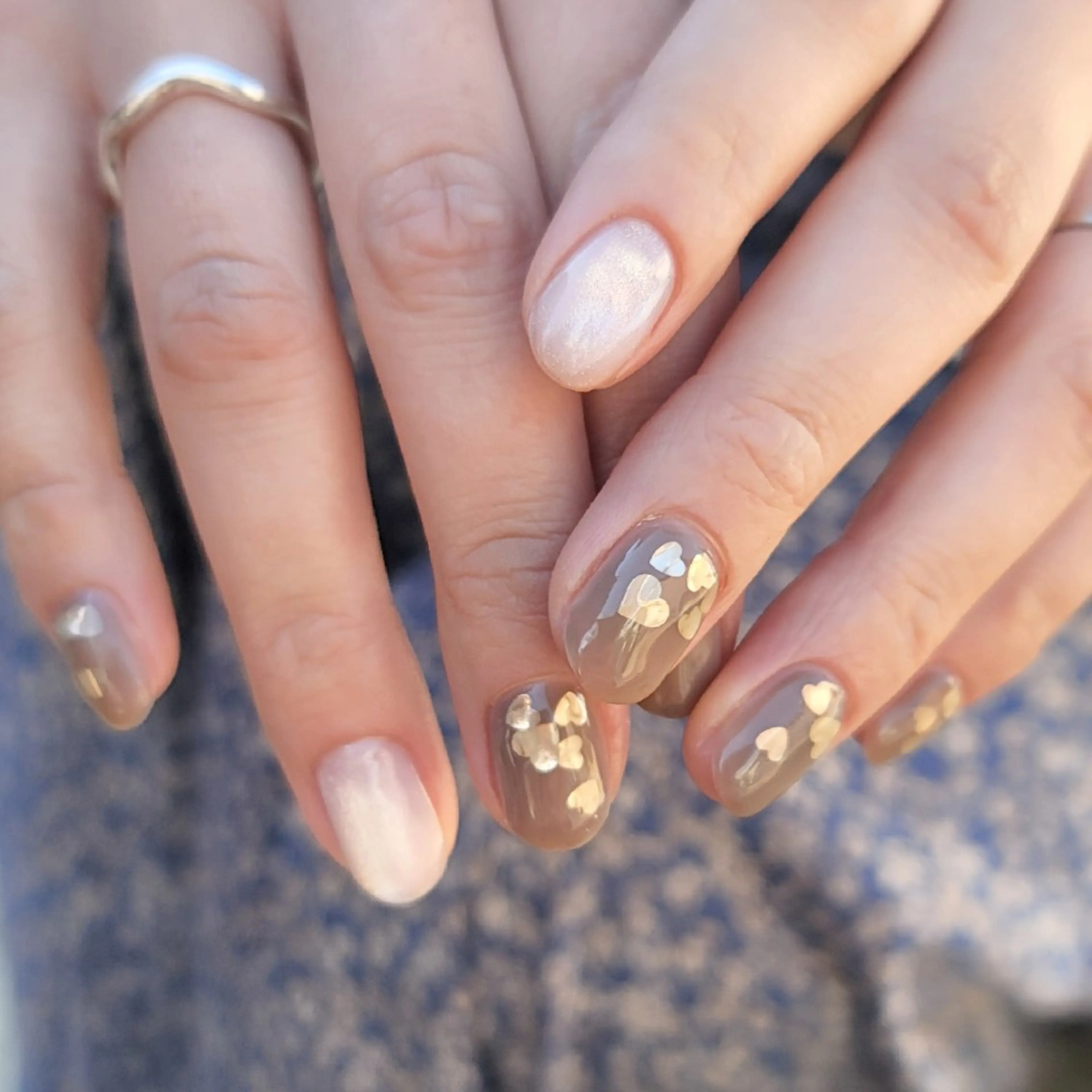 ネイル ハート ハンドネイル 🌲🌳🚪iiit o🌲🌳🌲のネイルデザイン