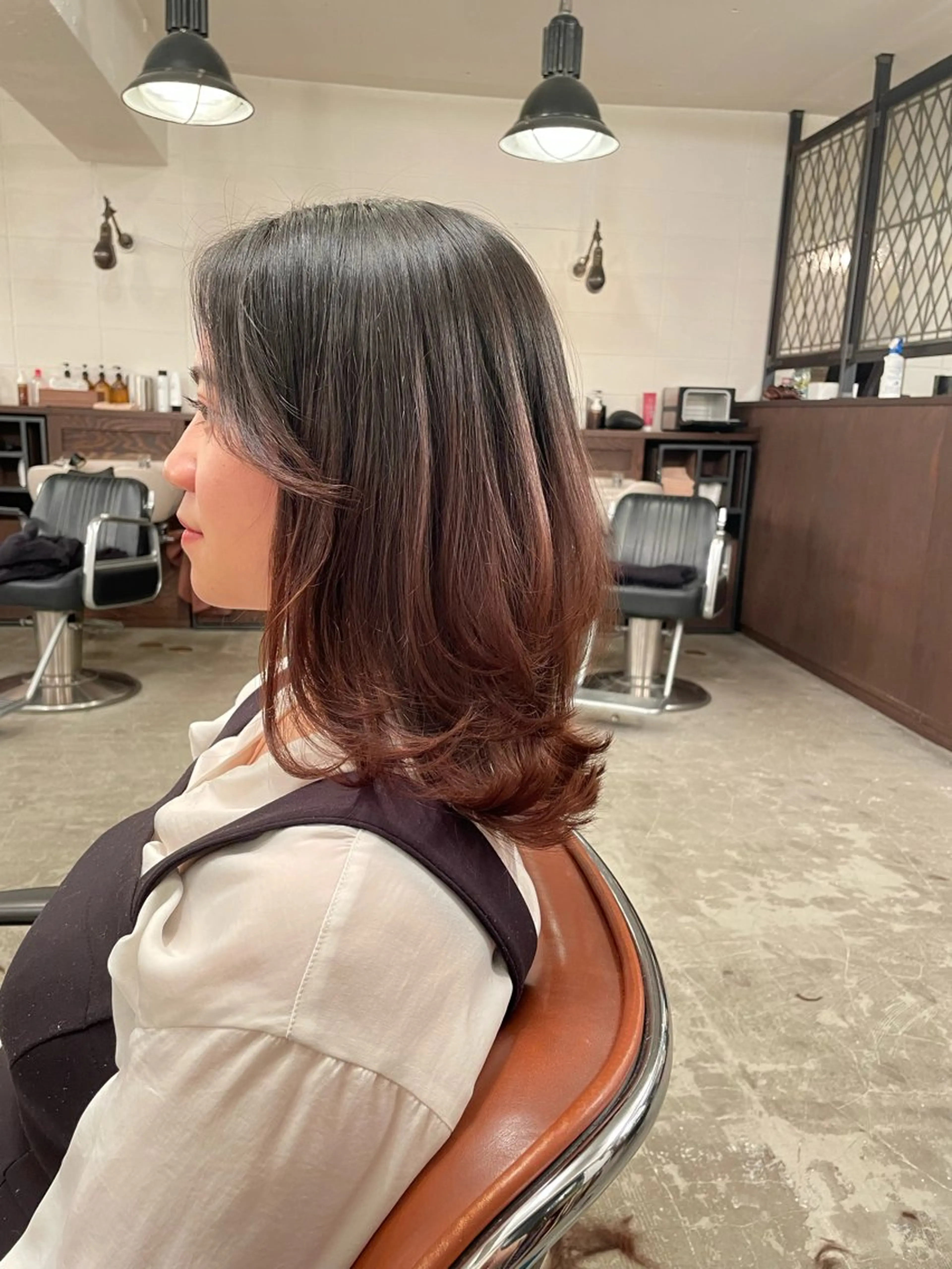 ミディアム レイヤーカット s.hairsalon所属・S.表参道/ 菜々海のヘアスタイル