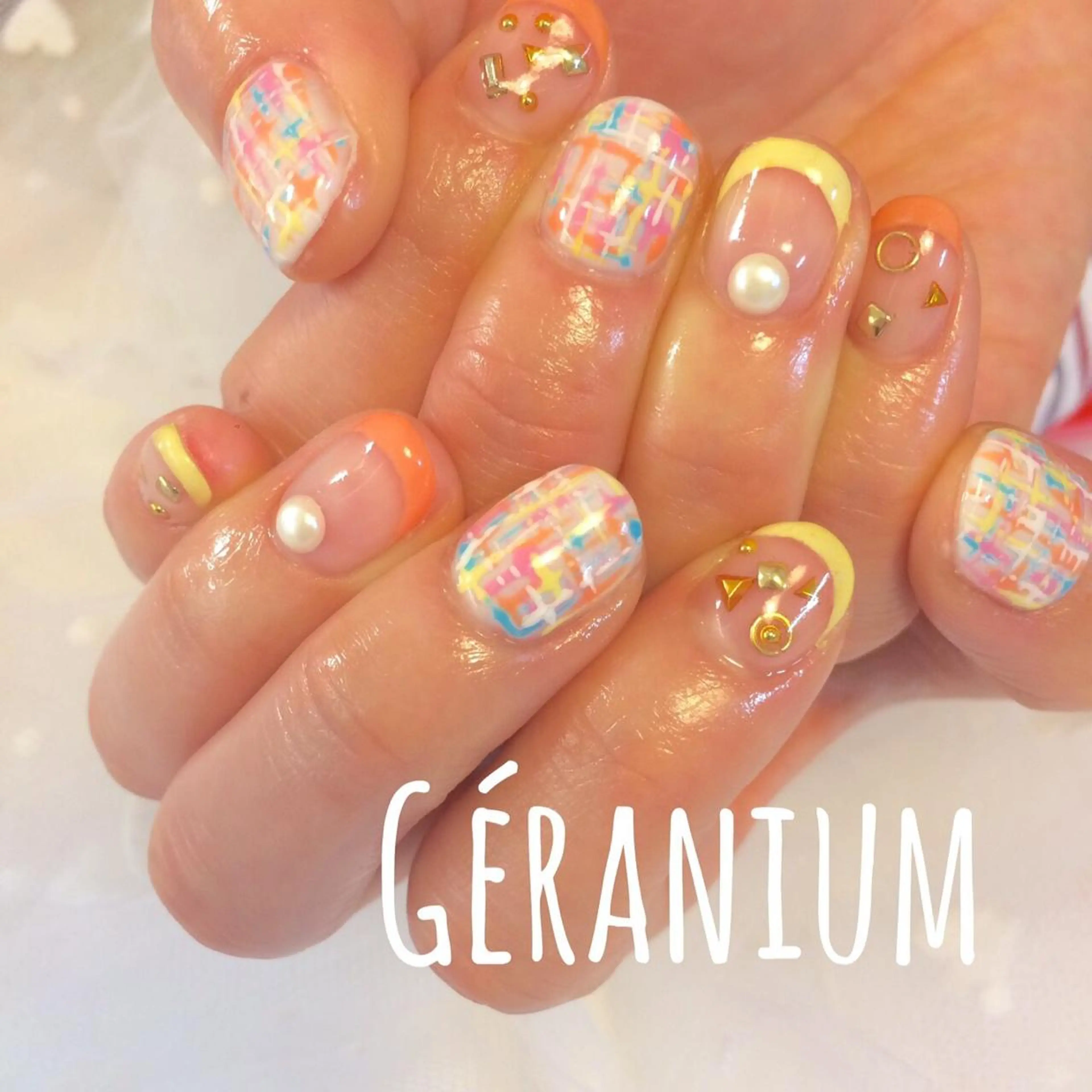 ネイル 春ネイル ツイードネイル GéRanium Harukaのネイルデザイン