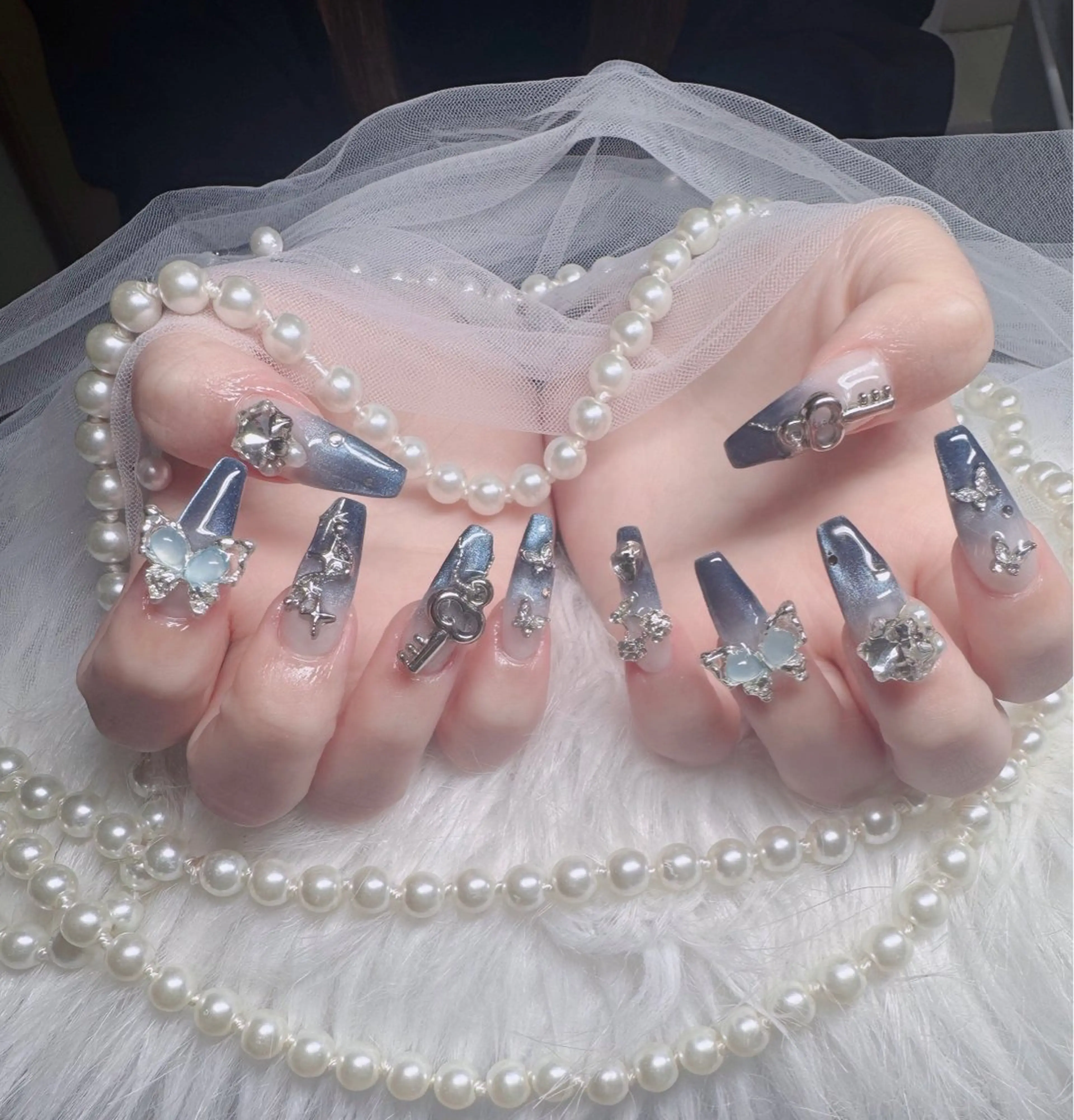 ネイル フレンチネイル ジェルネイル ハロウィン 韓国ネイル マグネットネイル ハンドネイル Hbaby nailのネイルデザイン