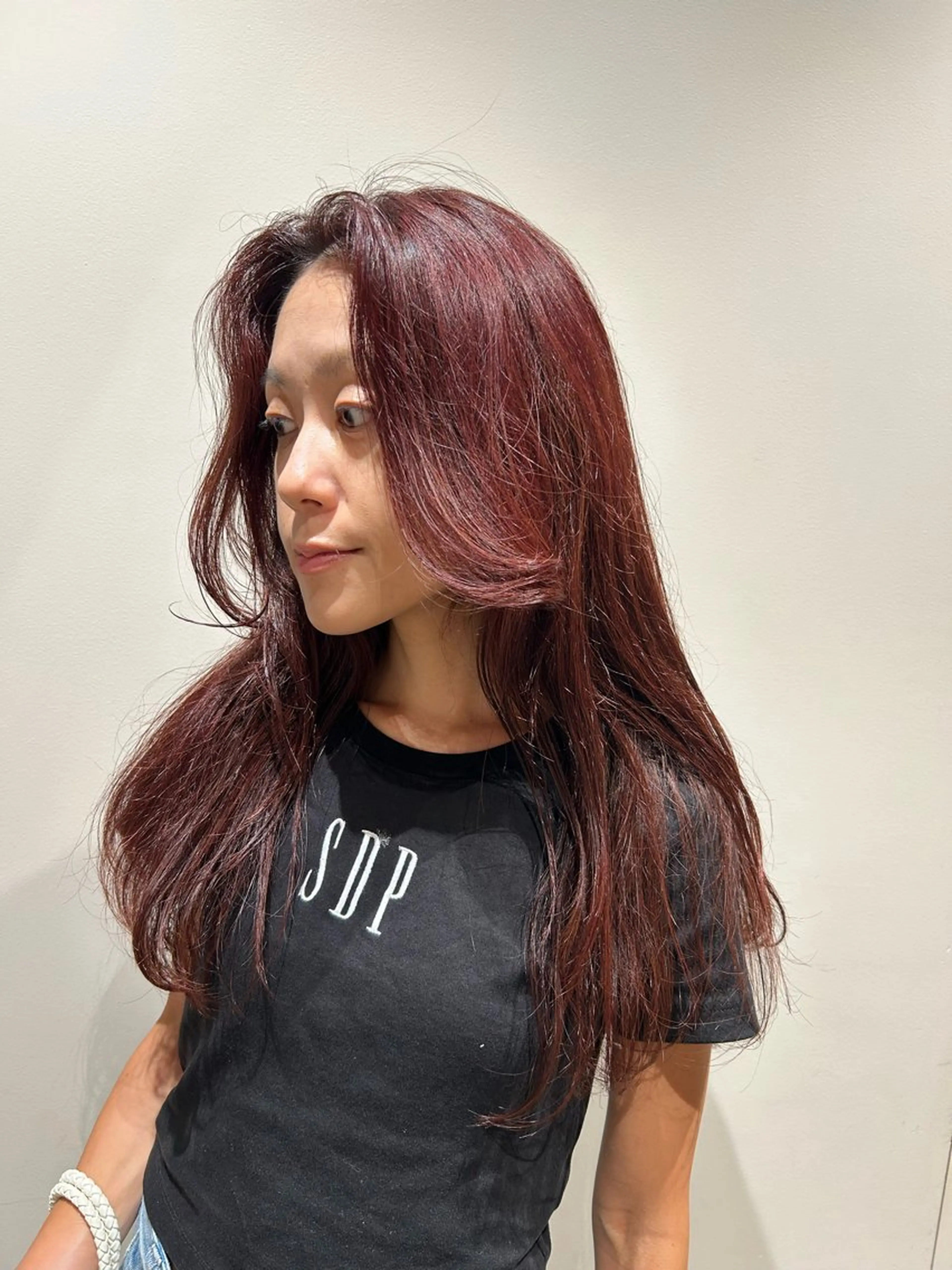 ロング カラー 内田 海香のヘアスタイル