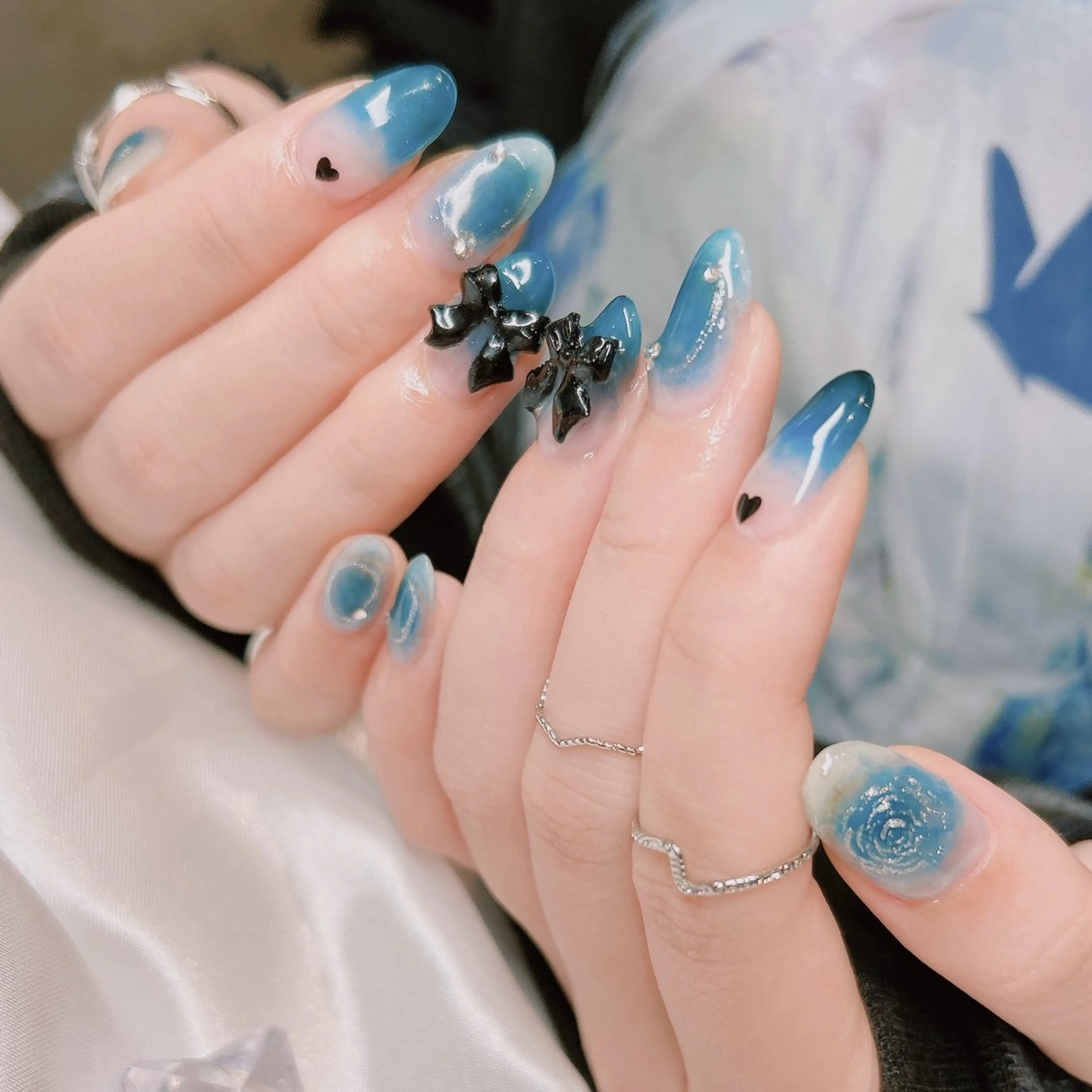 ネイル ブルー junna のぞいてねのネイルデザイン