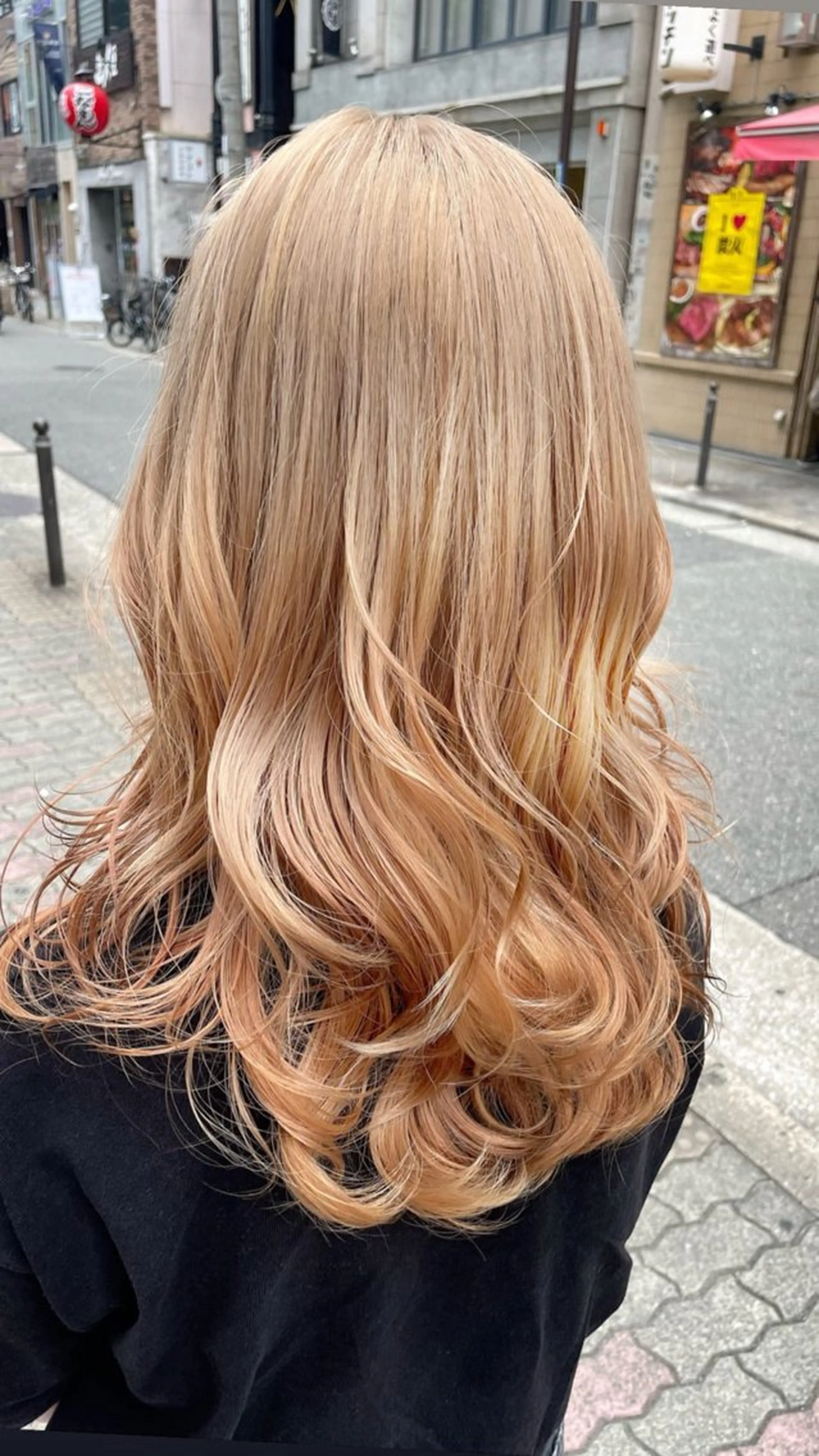 セミロング L STUDIO所属・ハイトーン/ブリーチ 🧁soraのヘアスタイル