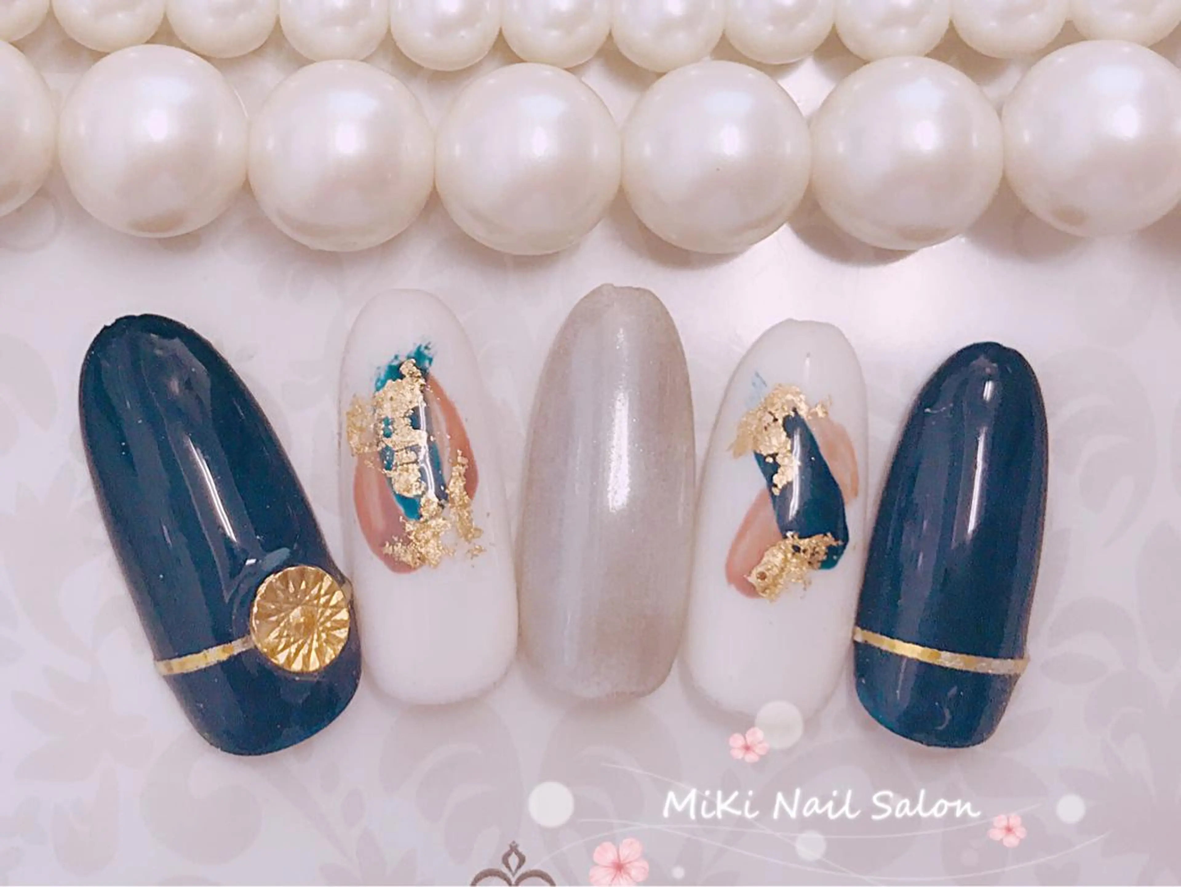 ネイル MiKi Nai池袋 長さだし得意のネイルデザイン